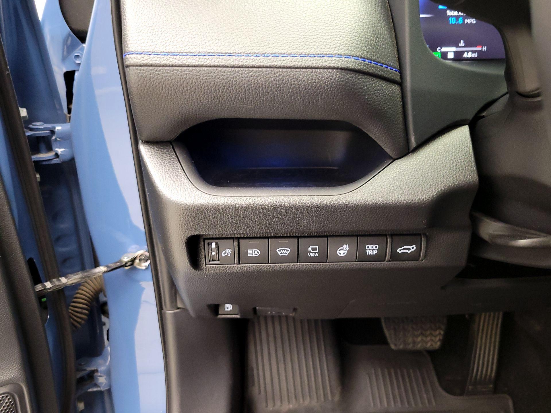 Thumbnail: 2023 Toyota RAV4 - 13