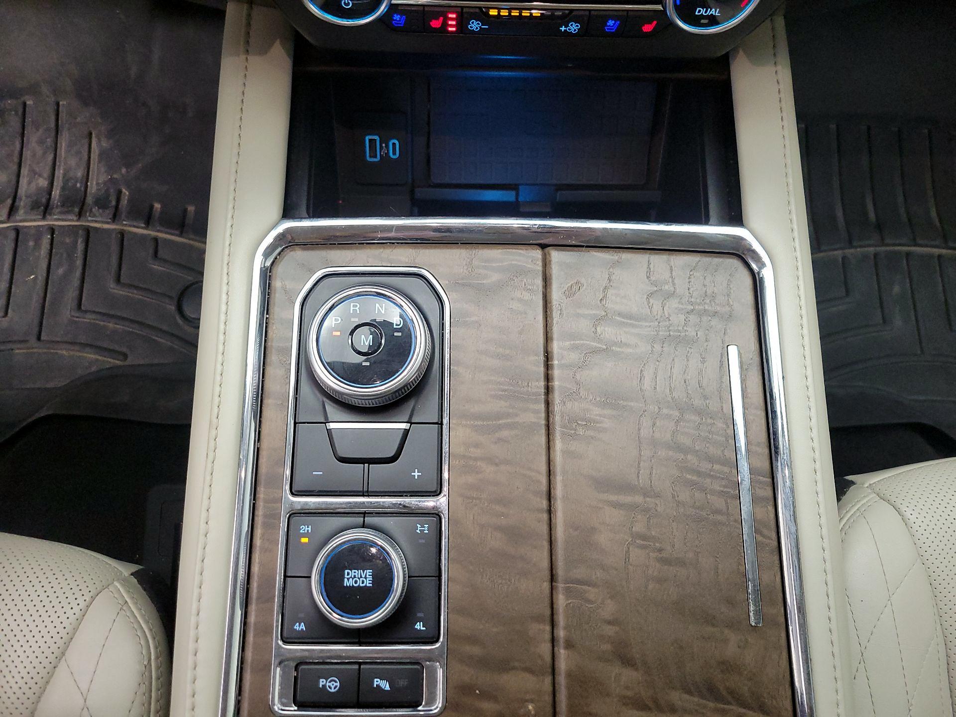 Thumbnail: 2020 Ford Expedition - 18