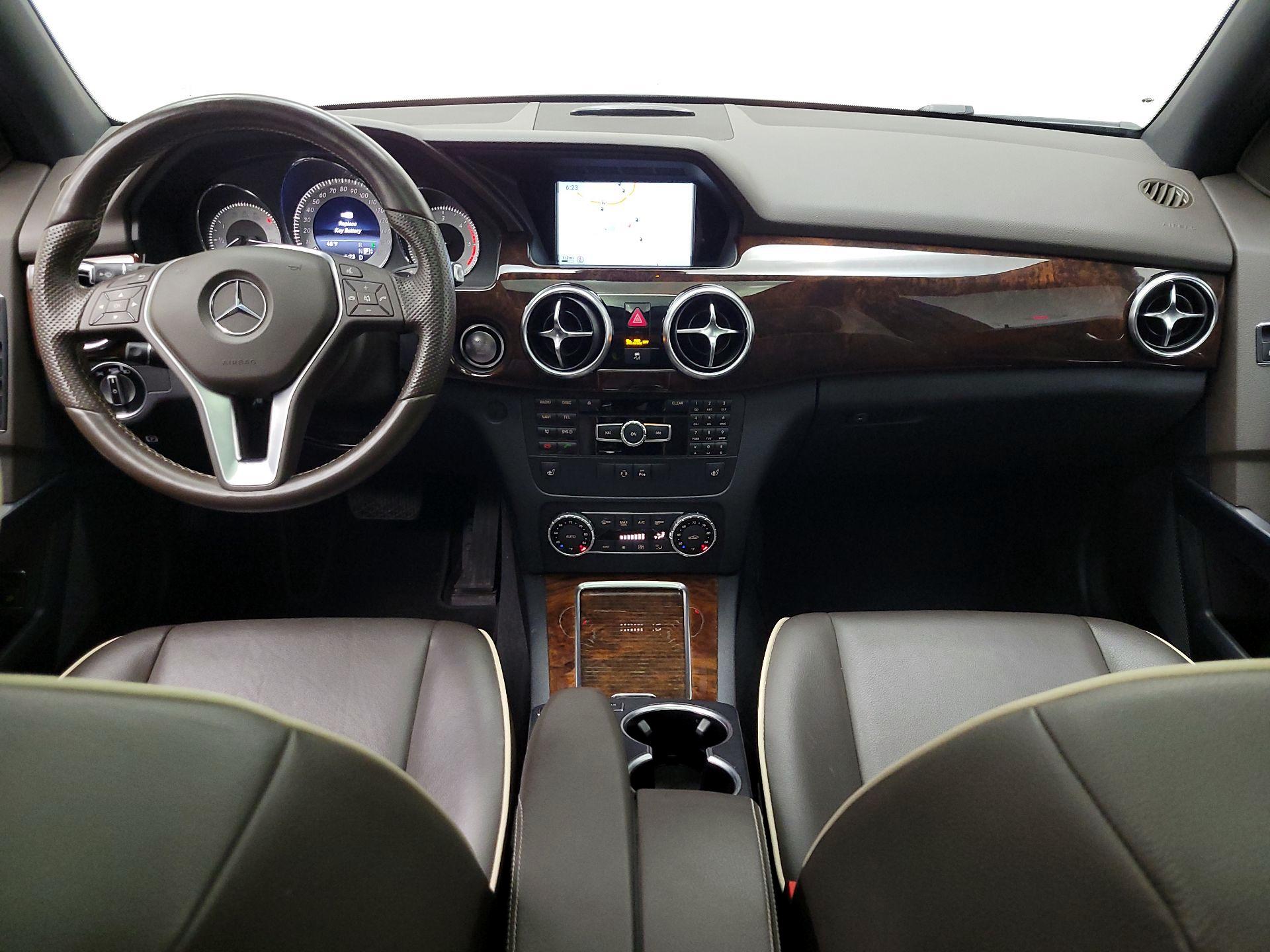 Thumbnail: 2015 Mercedes-Benz GLK - 9