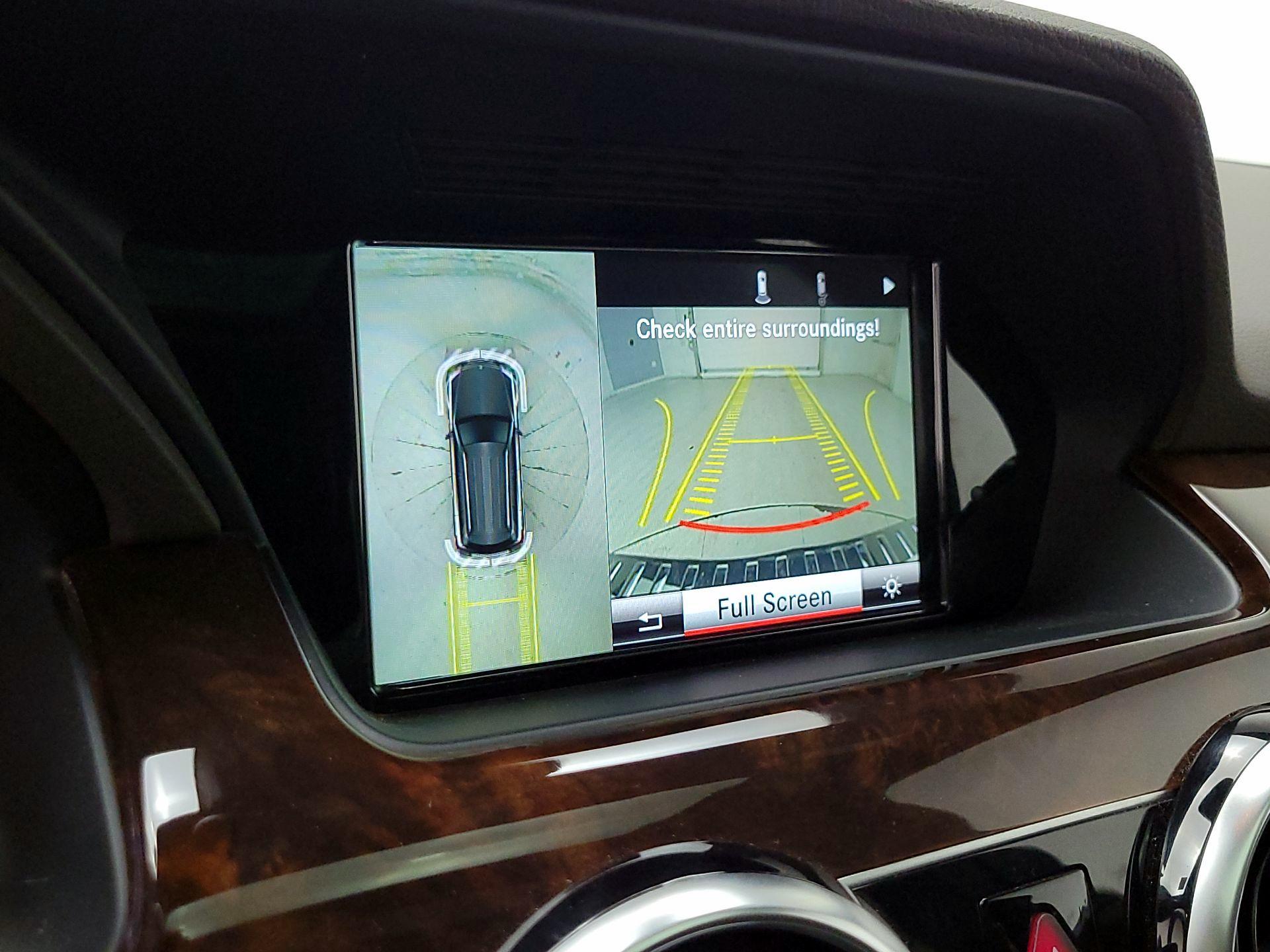 Thumbnail: 2015 Mercedes-Benz GLK - 15