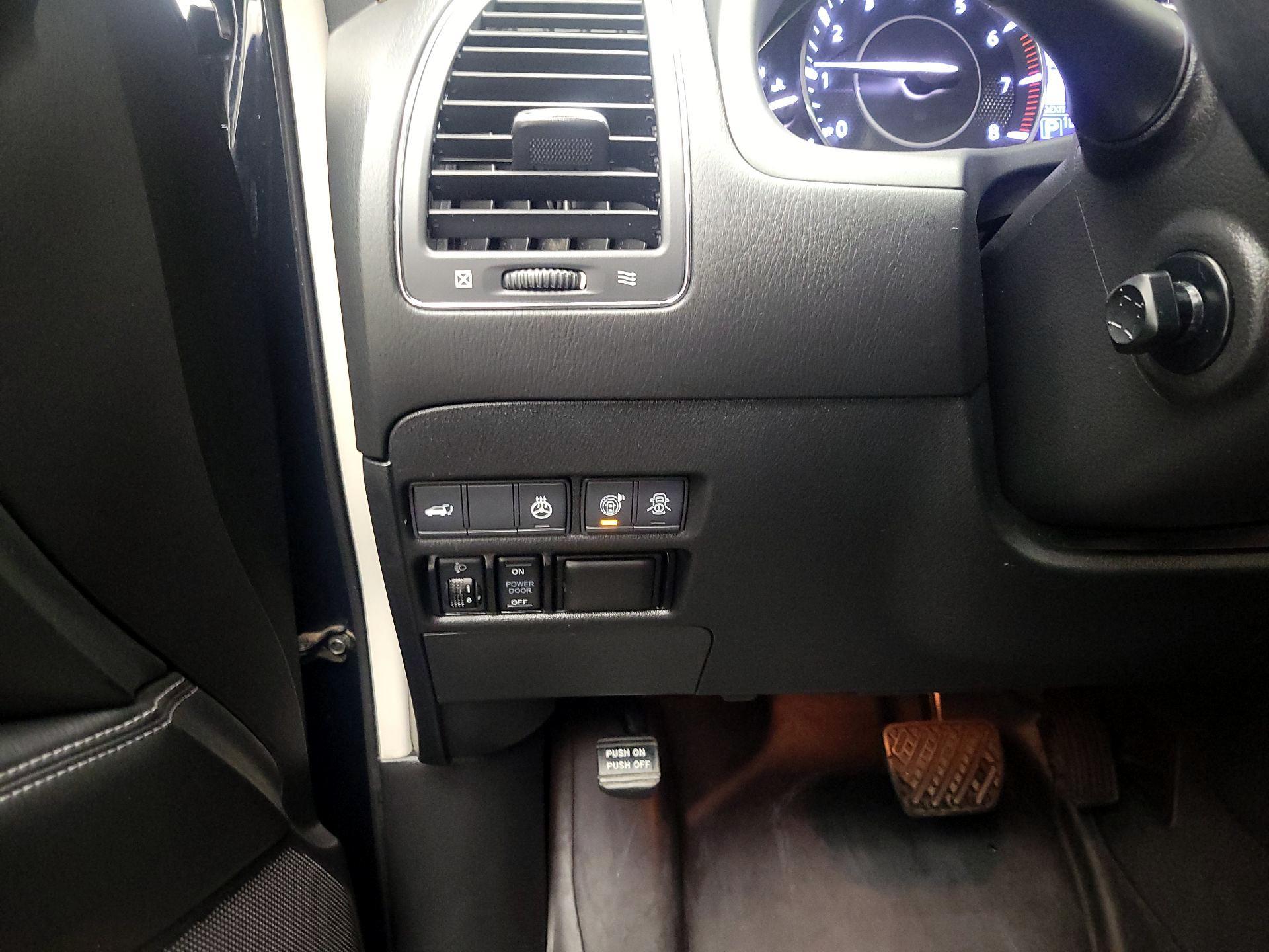 Thumbnail: 2019 Nissan Armada - 13