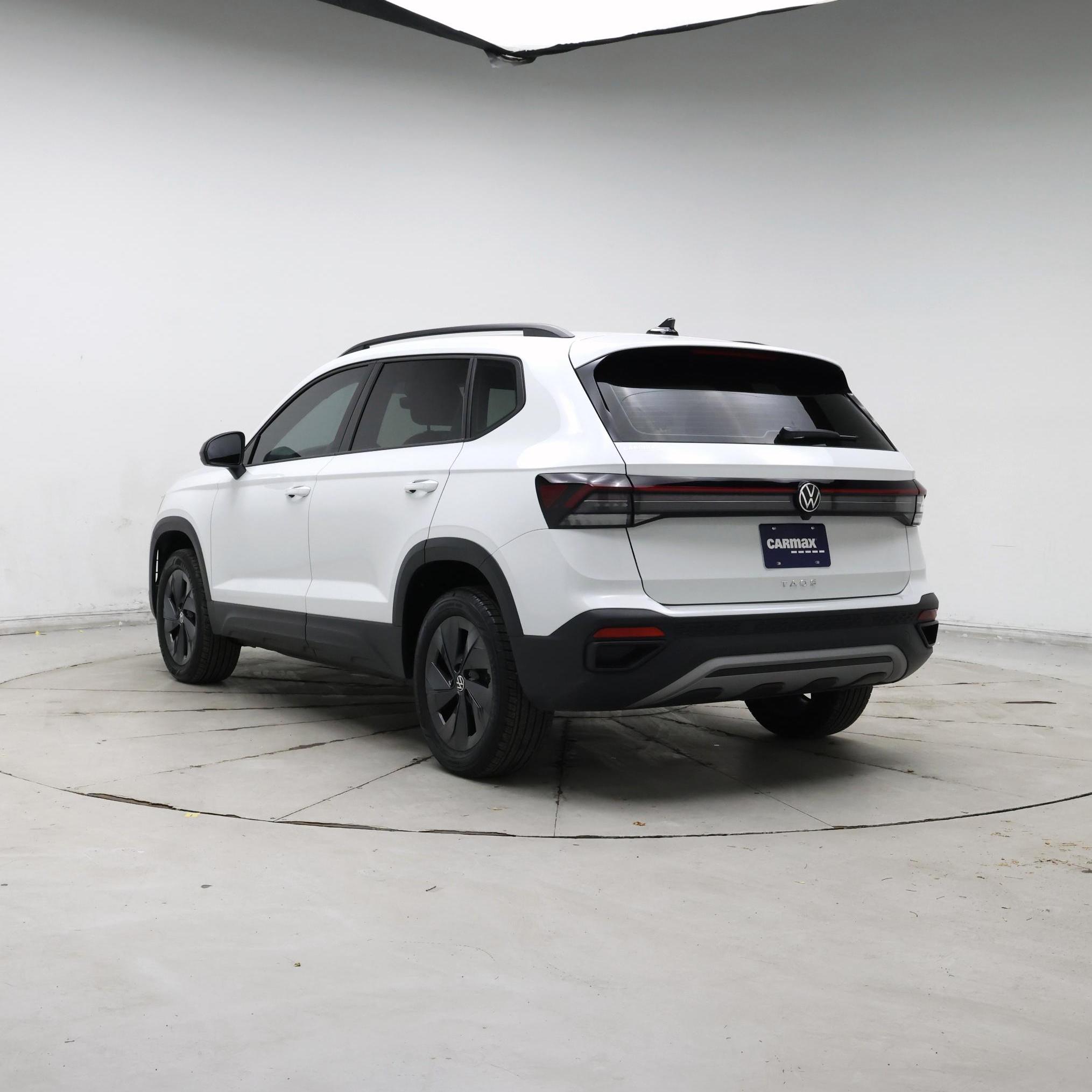 Thumbnail: 2025 Volkswagen Taos - 2