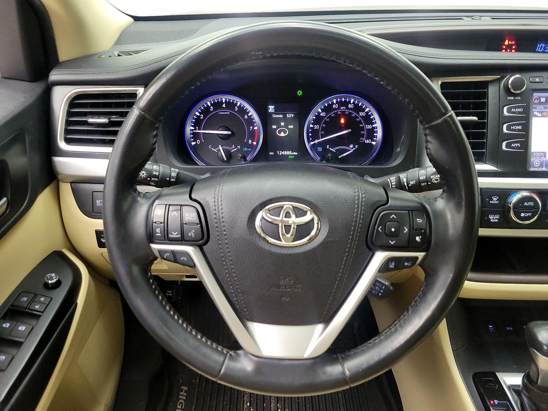 Thumbnail: 2019 Toyota Highlander - 10