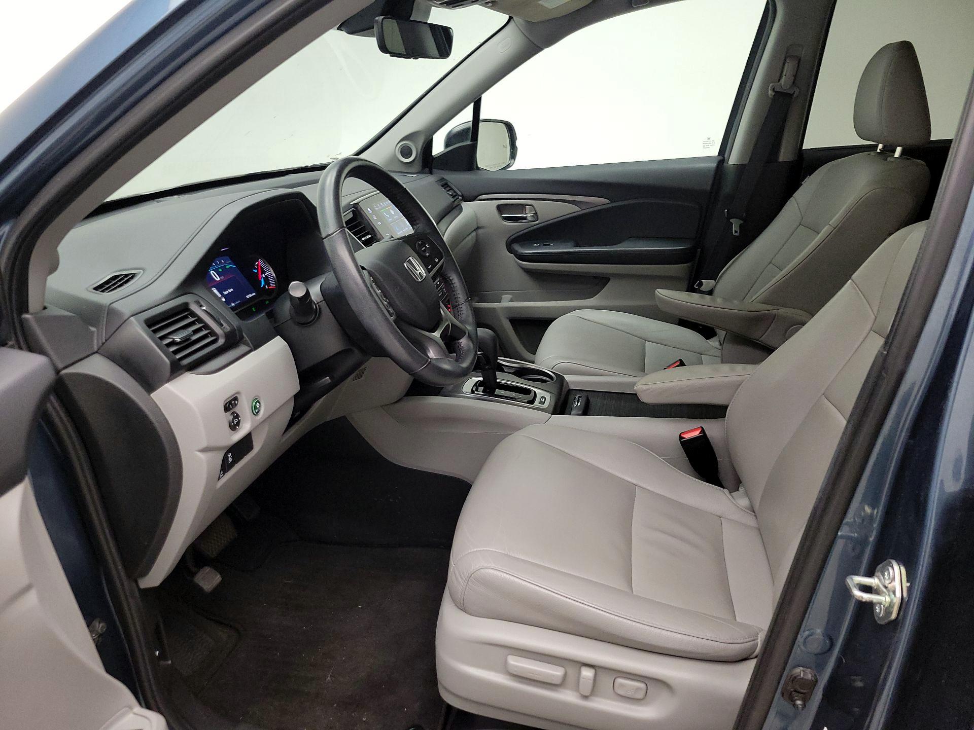 Thumbnail: 2020 Honda Pilot - 11