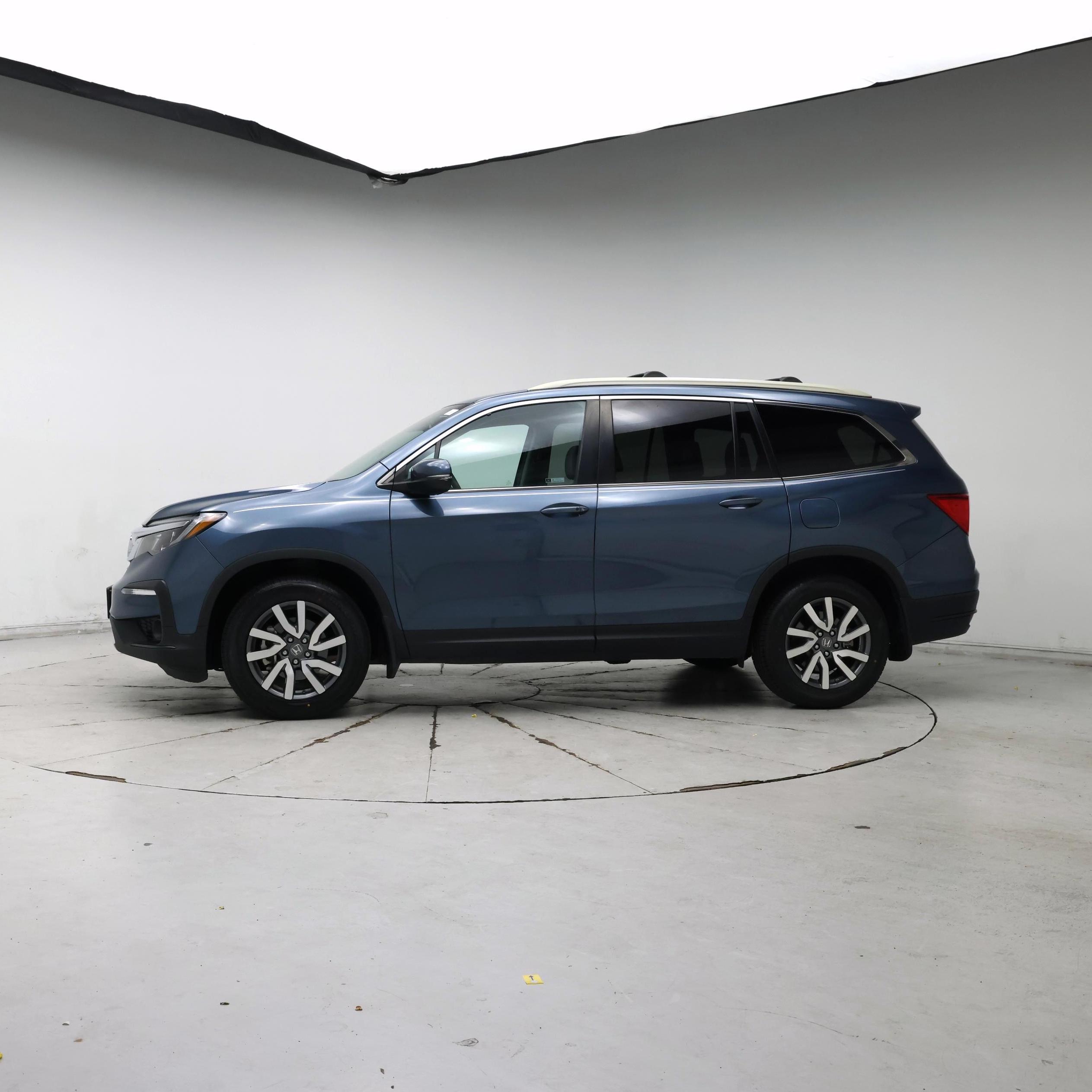 Thumbnail: 2020 Honda Pilot - 3