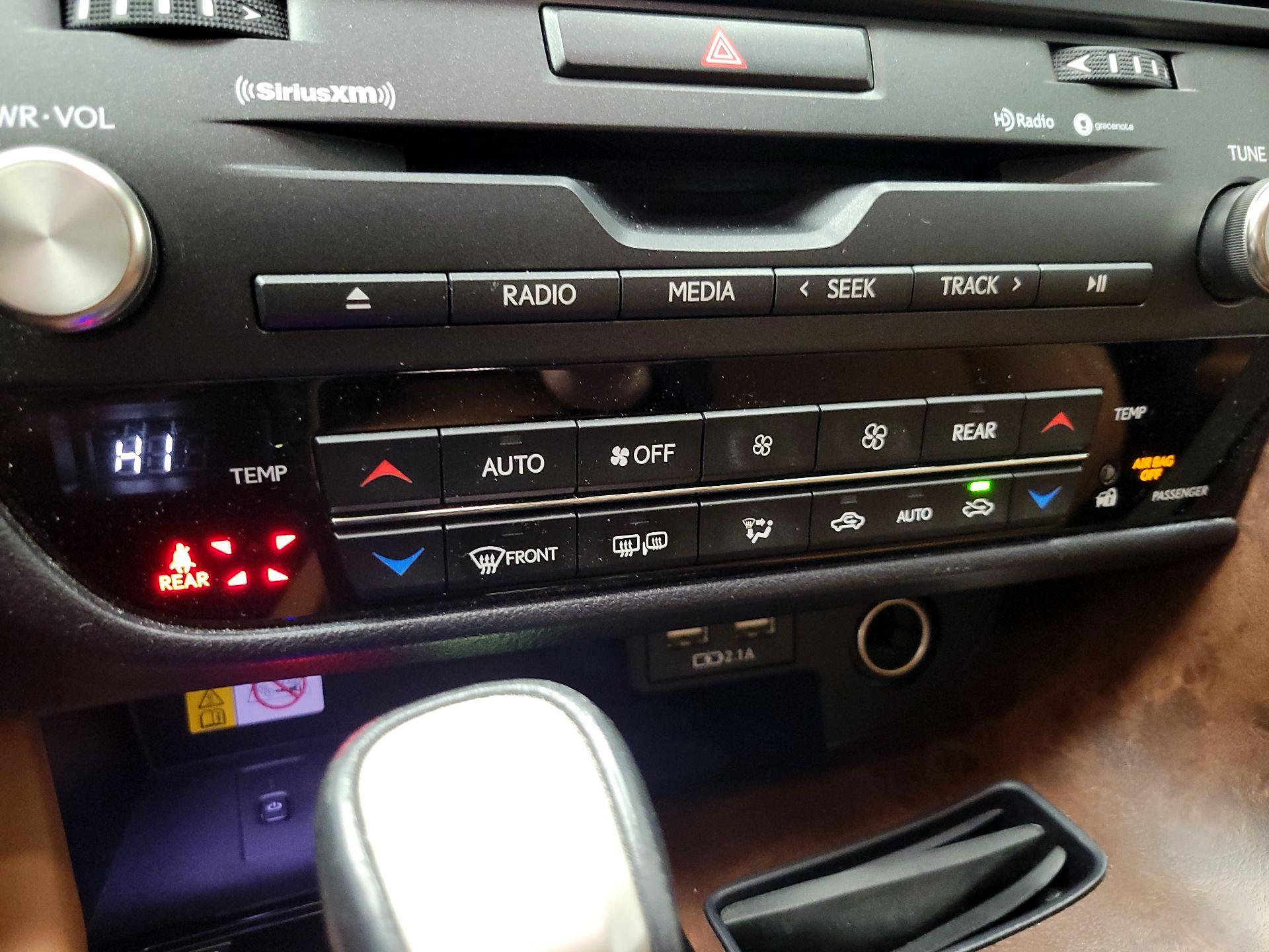 Thumbnail: 2022 Lexus RX - 17