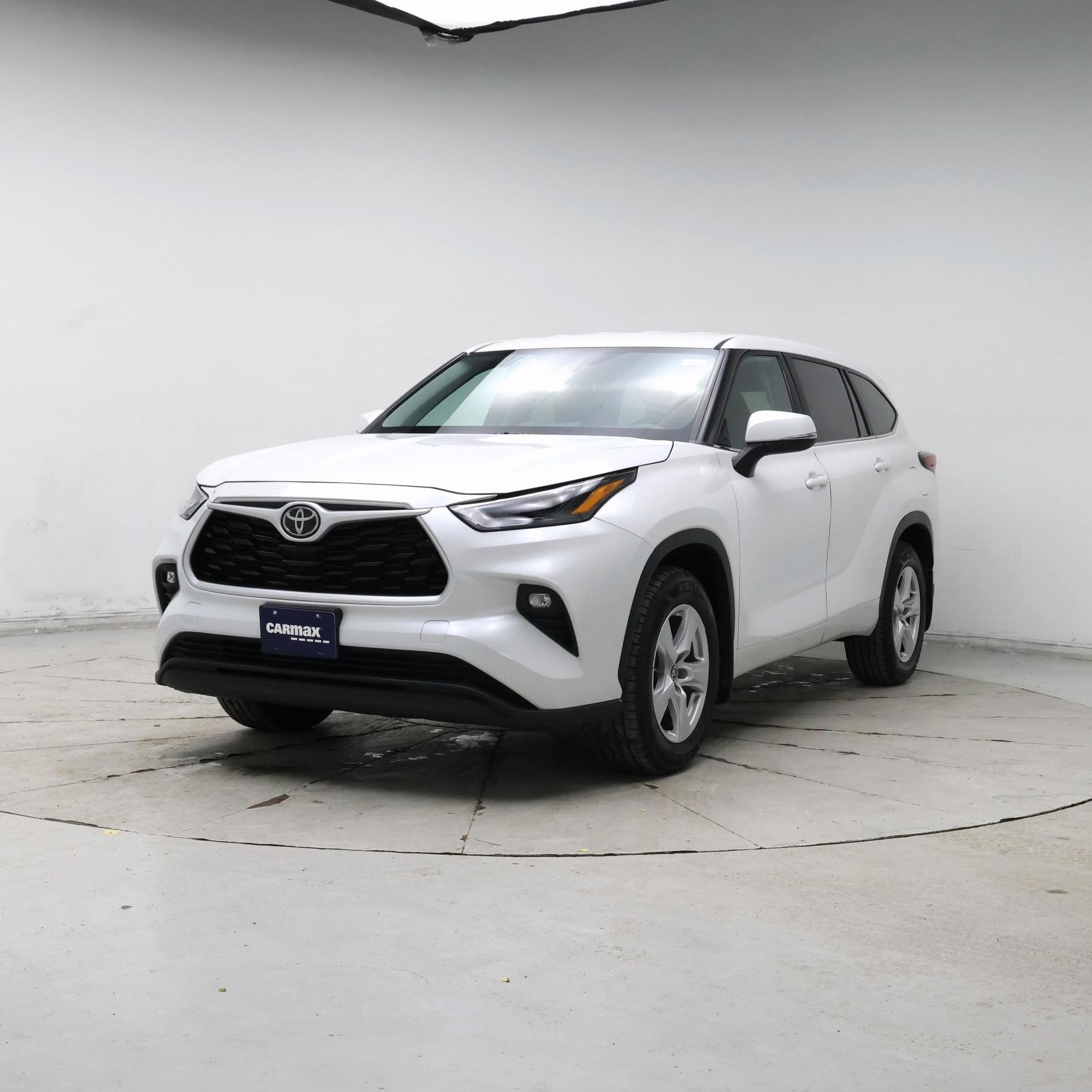 Thumbnail: 2024 Toyota Highlander - 4