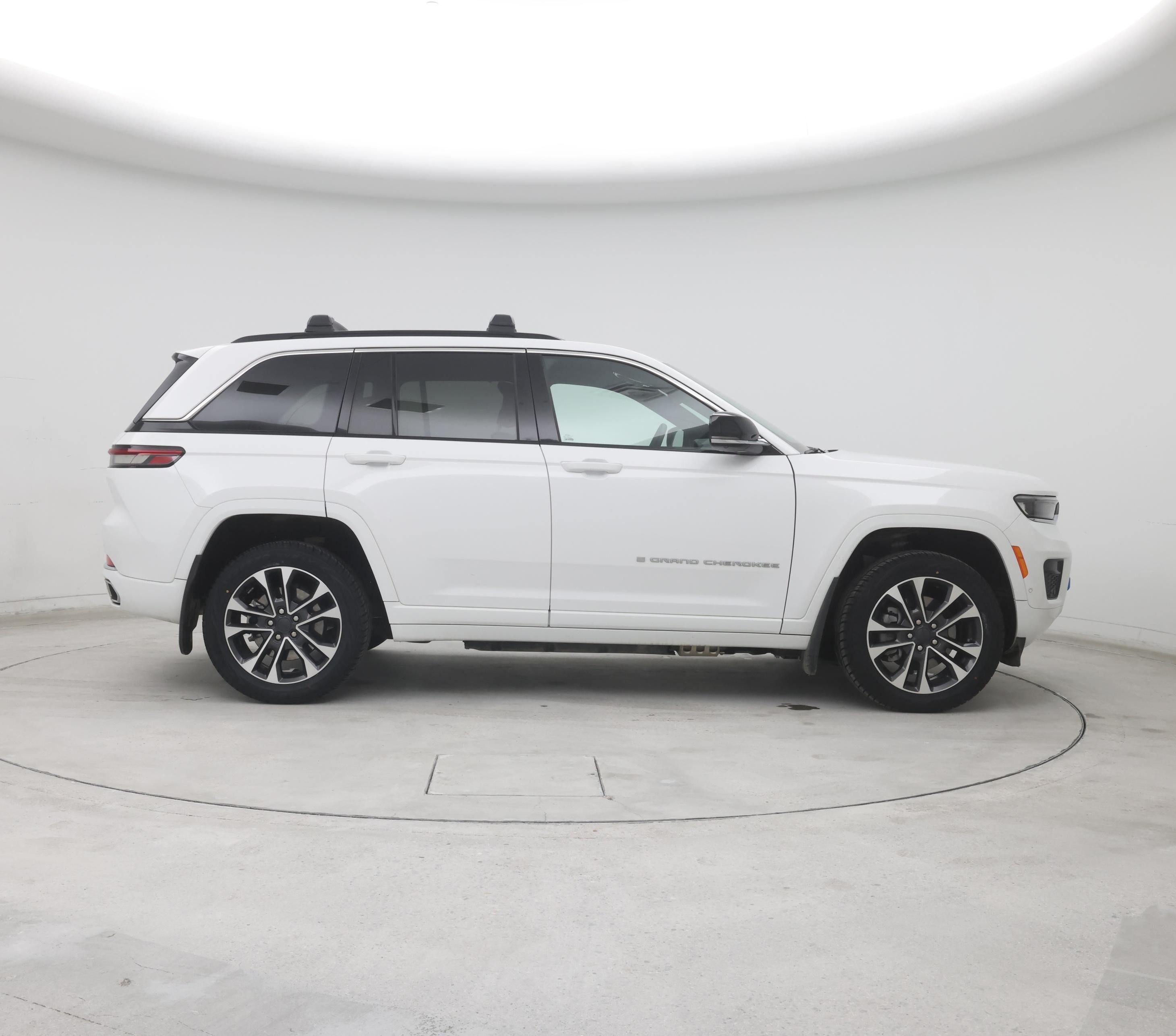 Thumbnail: 2024 Jeep Grand Cherokee - 7