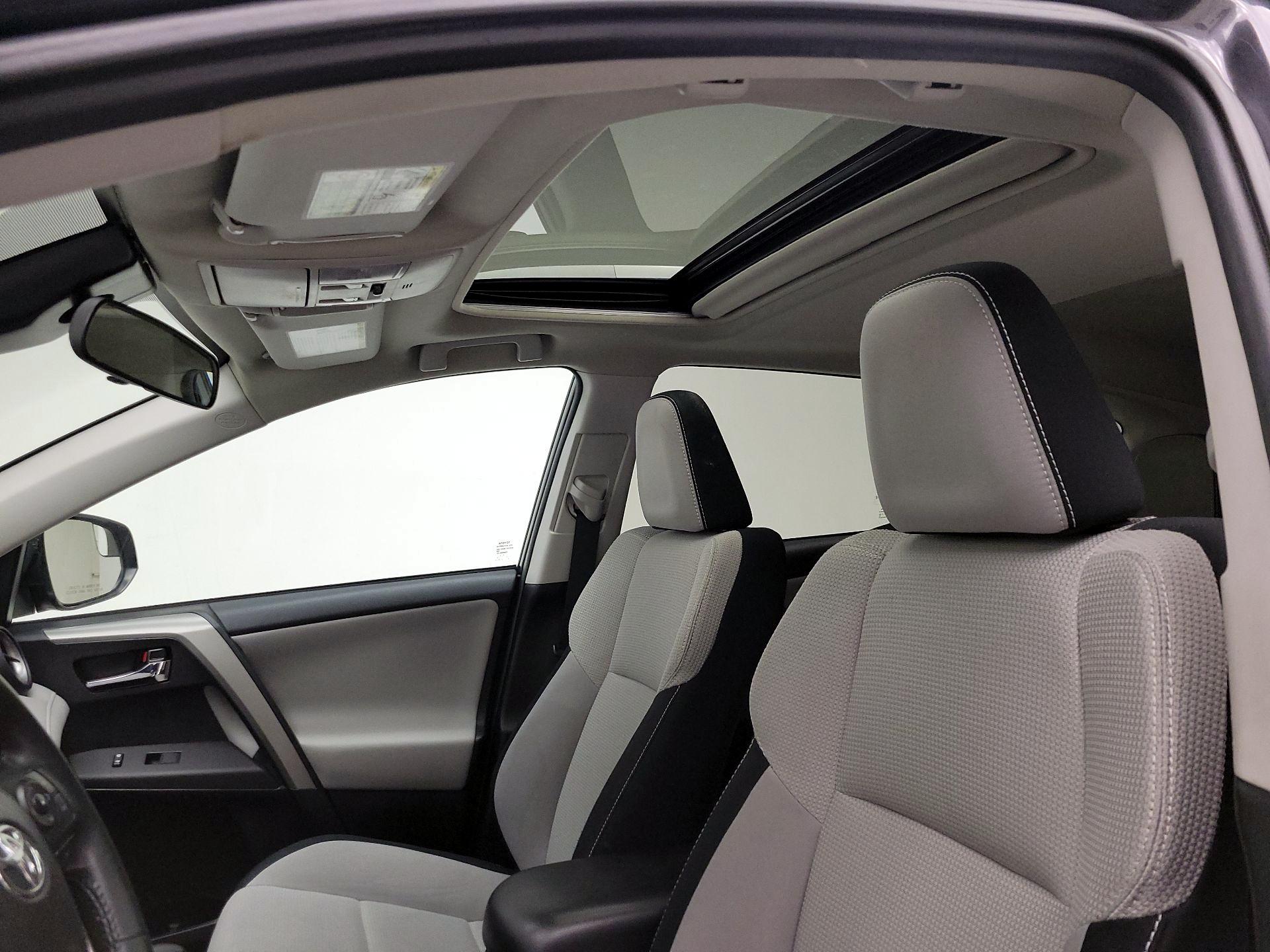 Thumbnail: 2017 Toyota RAV4 - 19