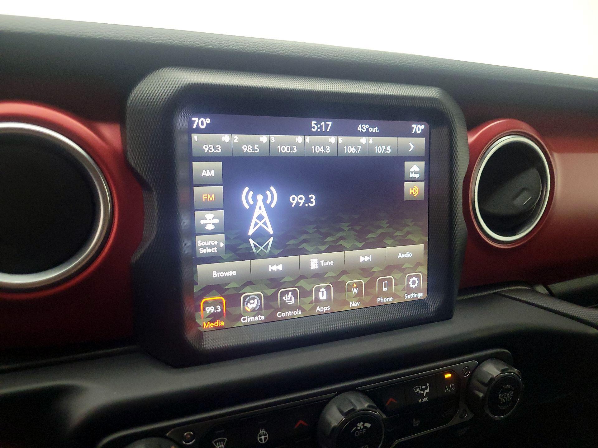 Thumbnail: 2022 Jeep Gladiator - 16