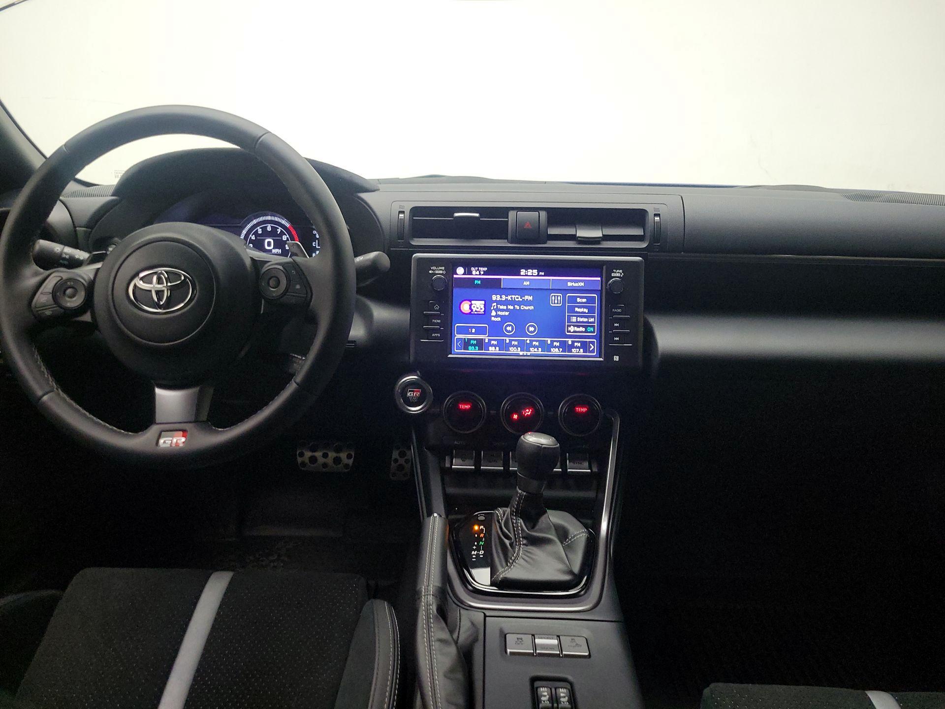 Thumbnail: 2024 Toyota GR86 - 9