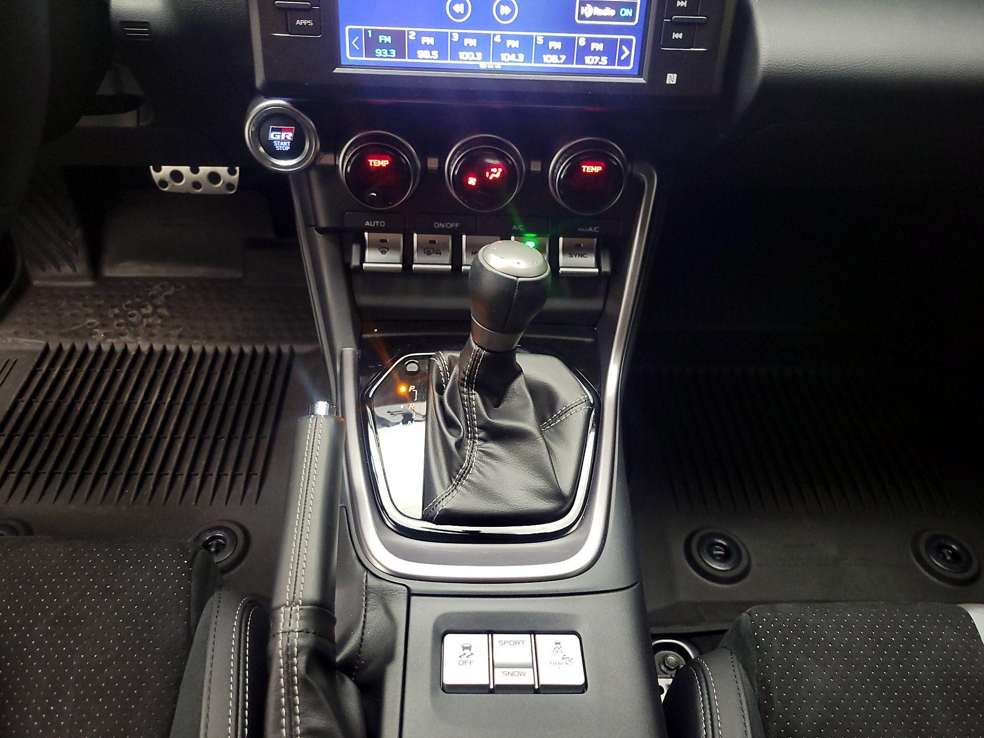 Thumbnail: 2024 Toyota GR86 - 17