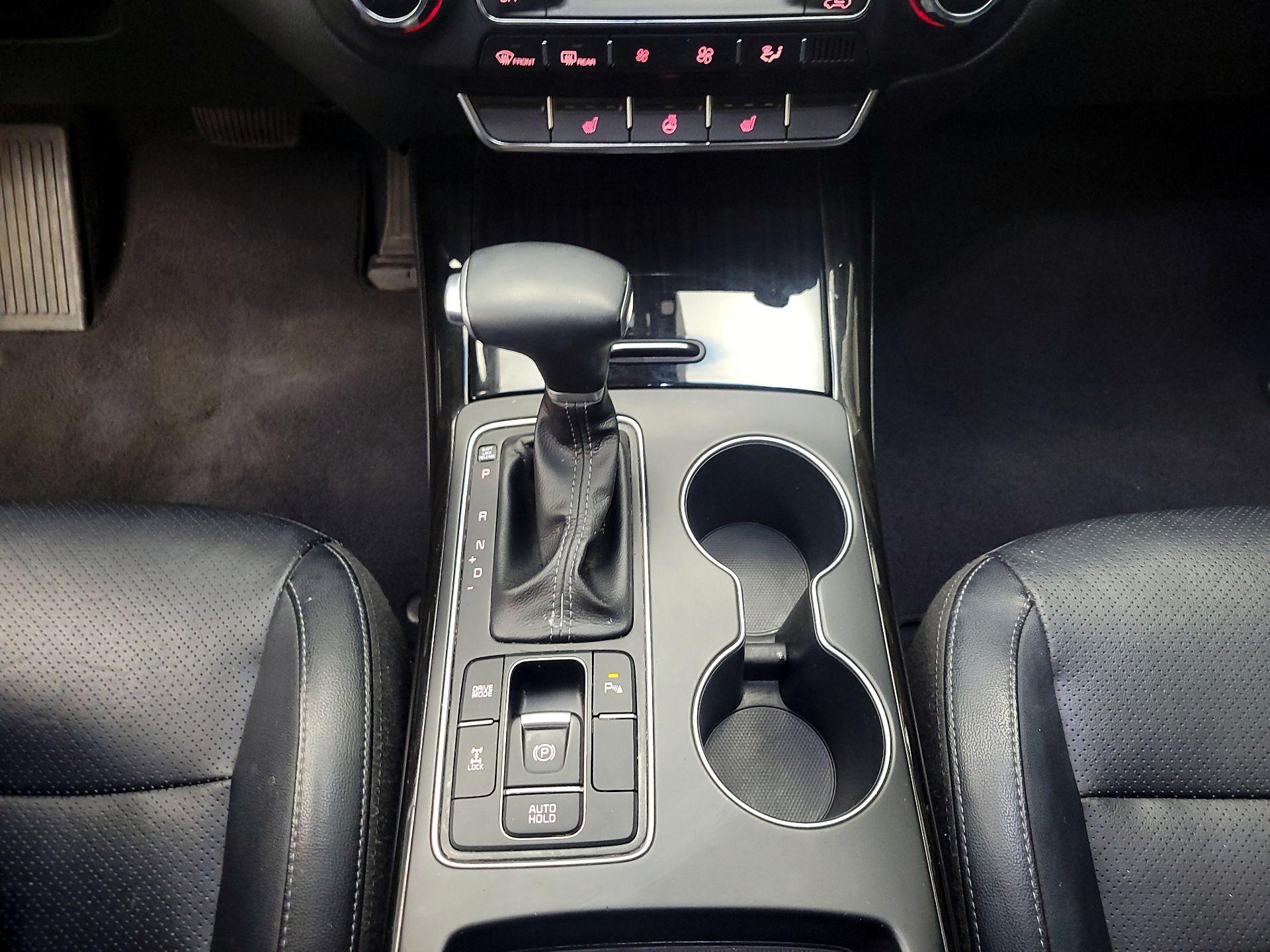 Thumbnail: 2019 Kia Sorento - 18