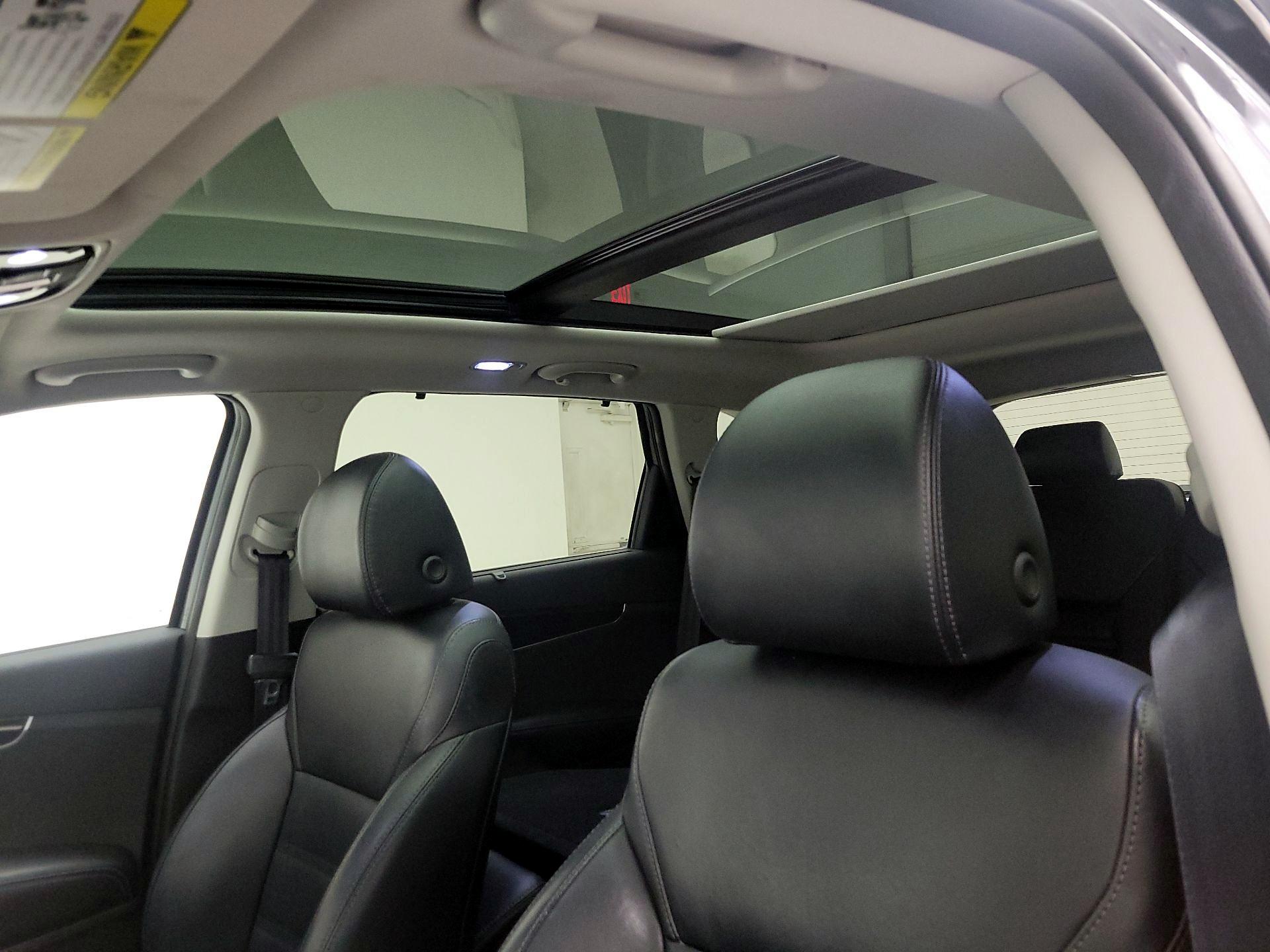 Thumbnail: 2019 Kia Sorento - 20