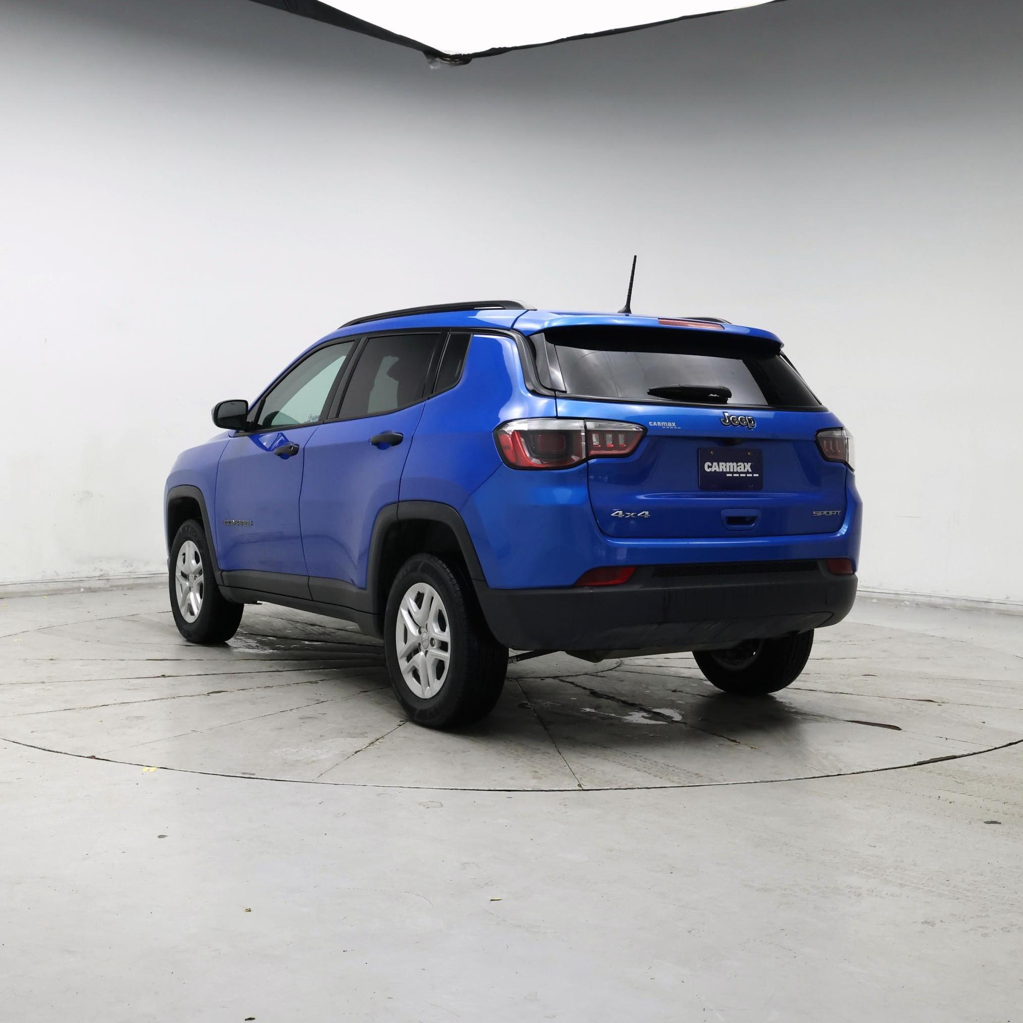 Thumbnail: 2018 Jeep Compass - 2