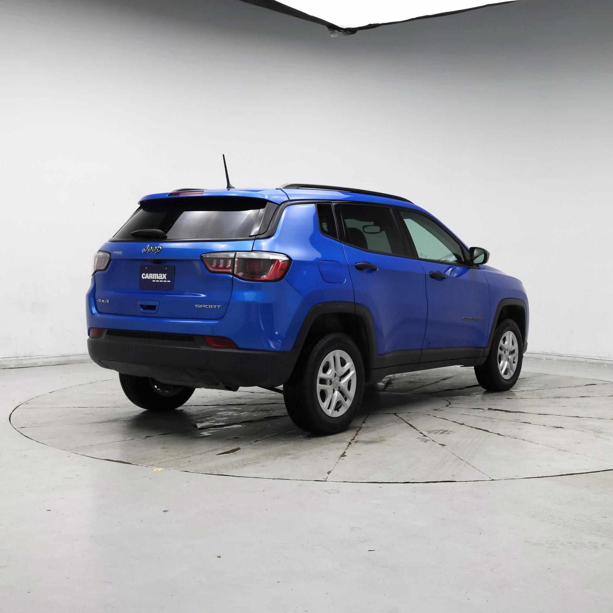 Thumbnail: 2018 Jeep Compass - 8