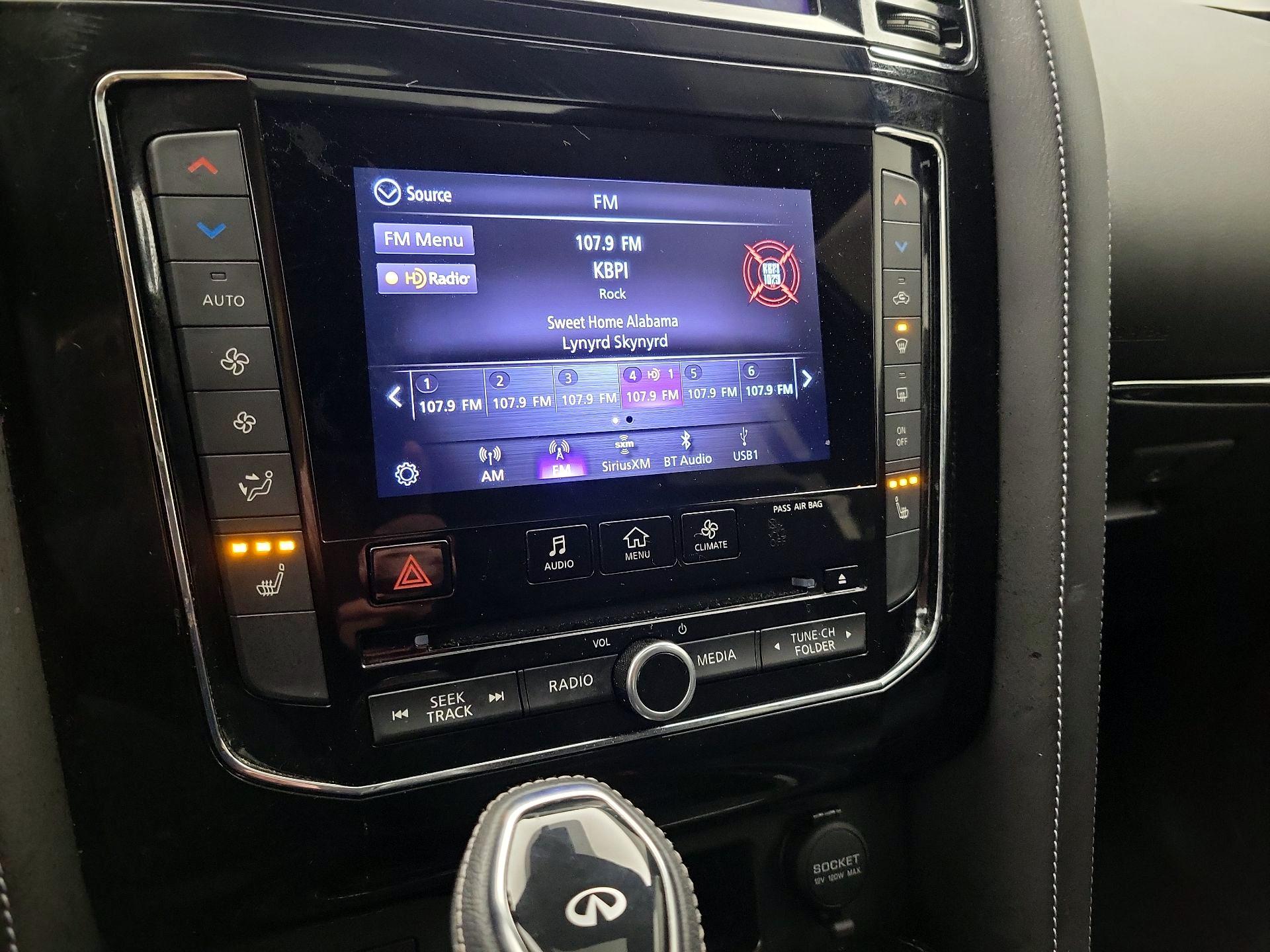 Thumbnail: 2020 INFINITI QX80 - 17