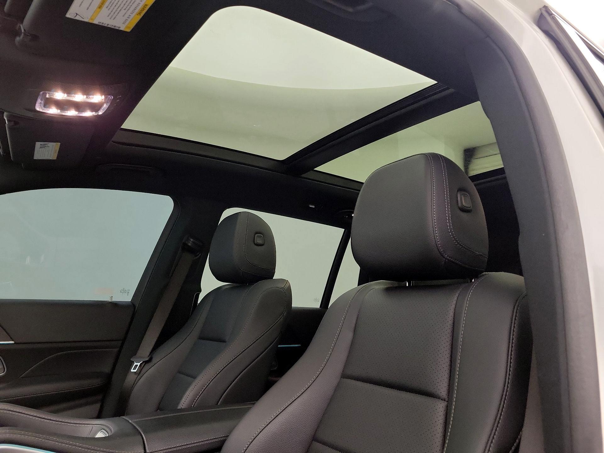 Thumbnail: 2022 Mercedes-Benz GLS - 20