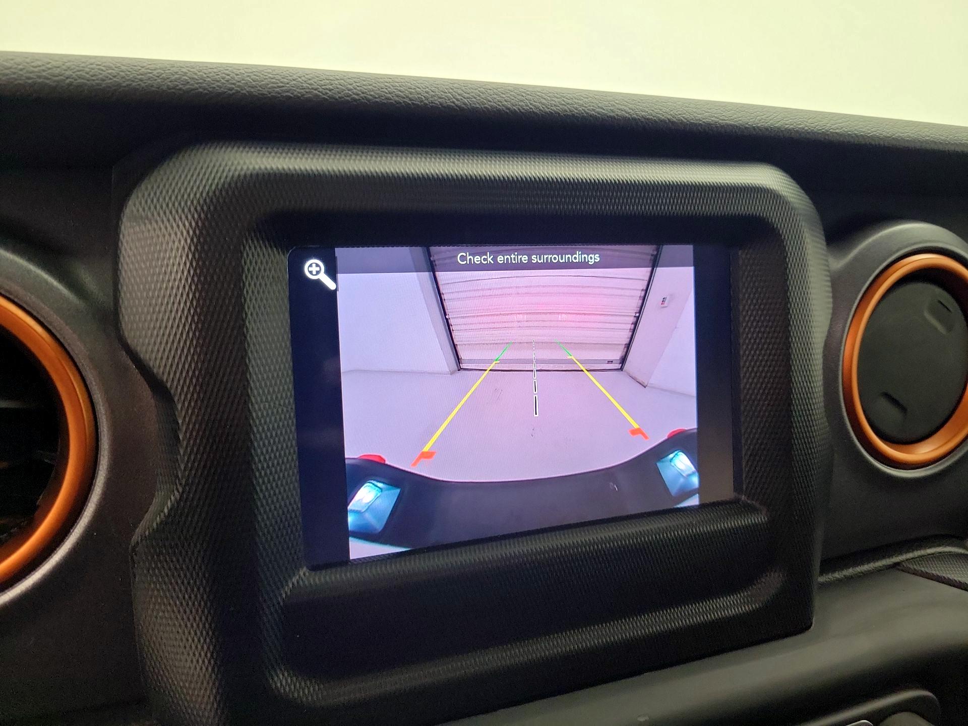 Thumbnail: 2021 Jeep Gladiator - 14