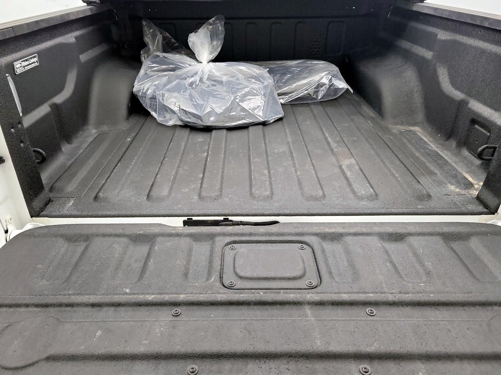 Thumbnail: 2021 Jeep Gladiator - 20