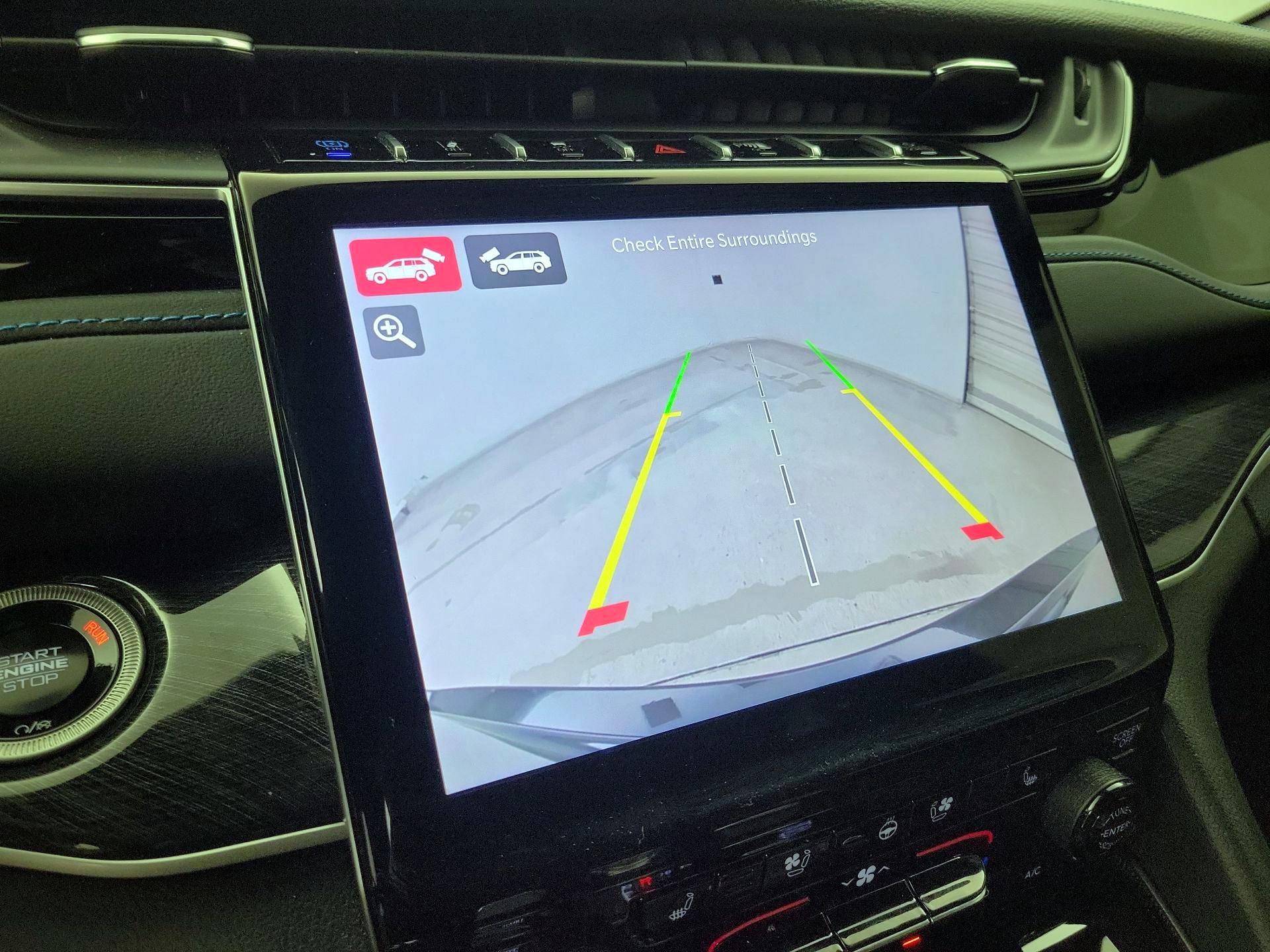 Thumbnail: 2024 Jeep Grand Cherokee - 15