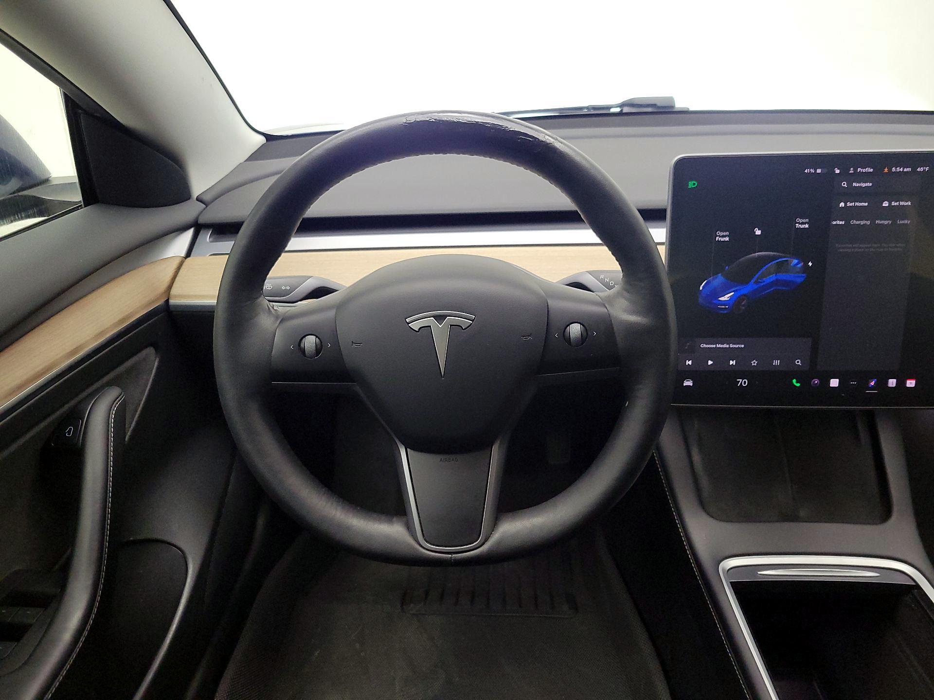 Thumbnail: 2021 Tesla Model 3 - 10