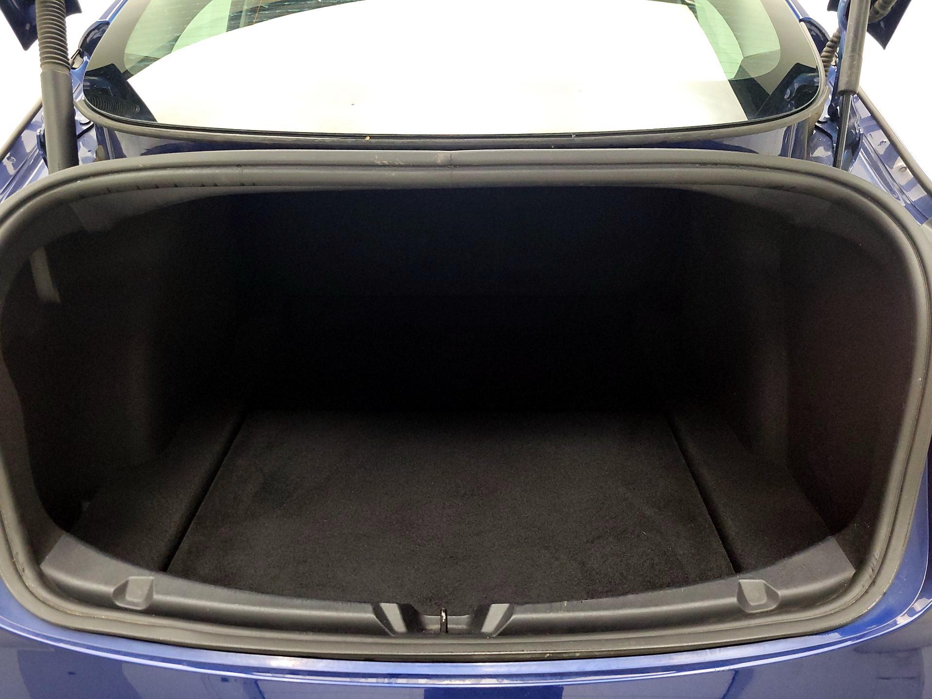 Thumbnail: 2021 Tesla Model 3 - 19