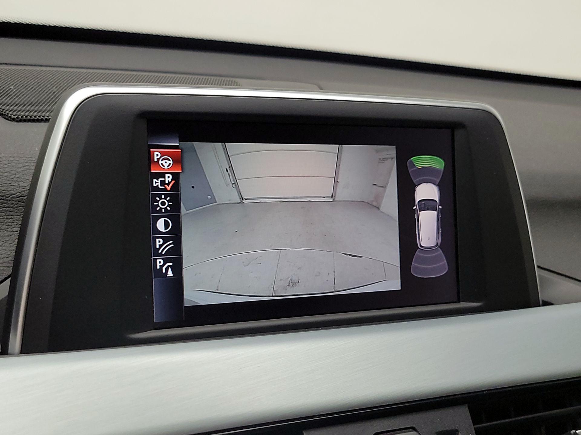 Thumbnail: 2016 BMW X1 - 15