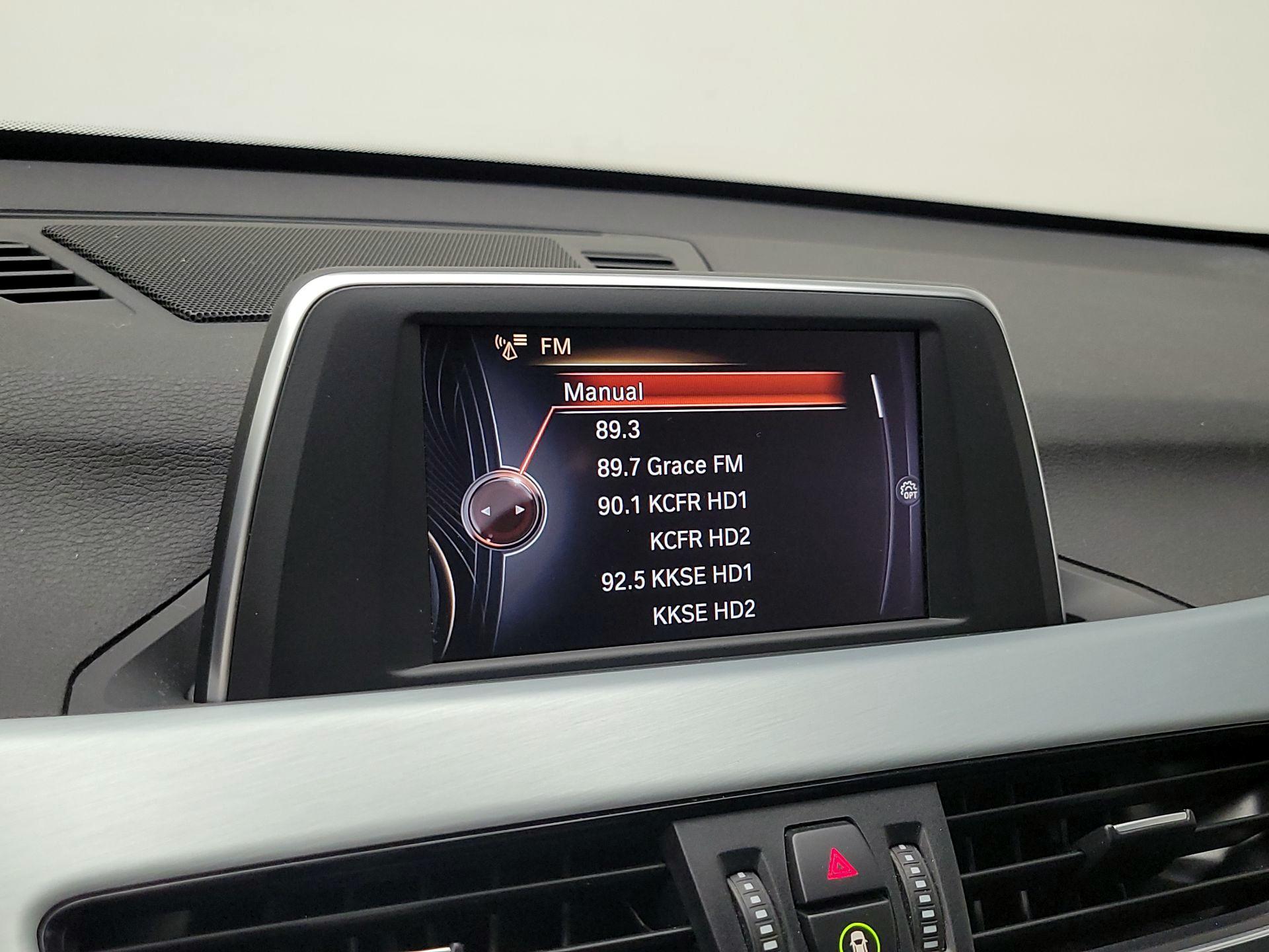 Thumbnail: 2016 BMW X1 - 16