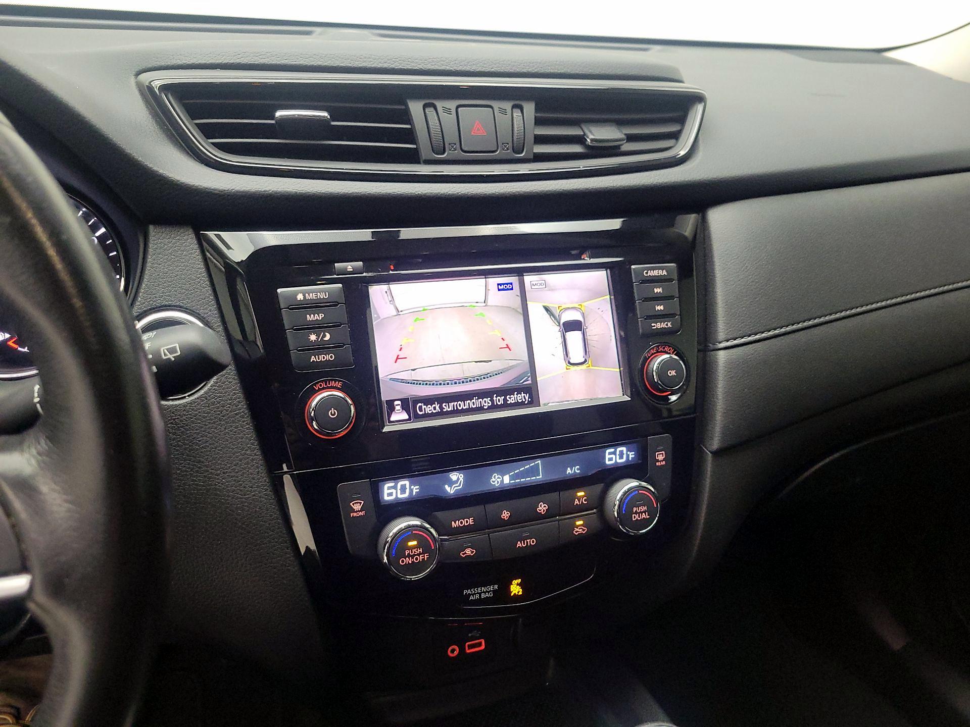 Thumbnail: 2018 Nissan Rogue - 15