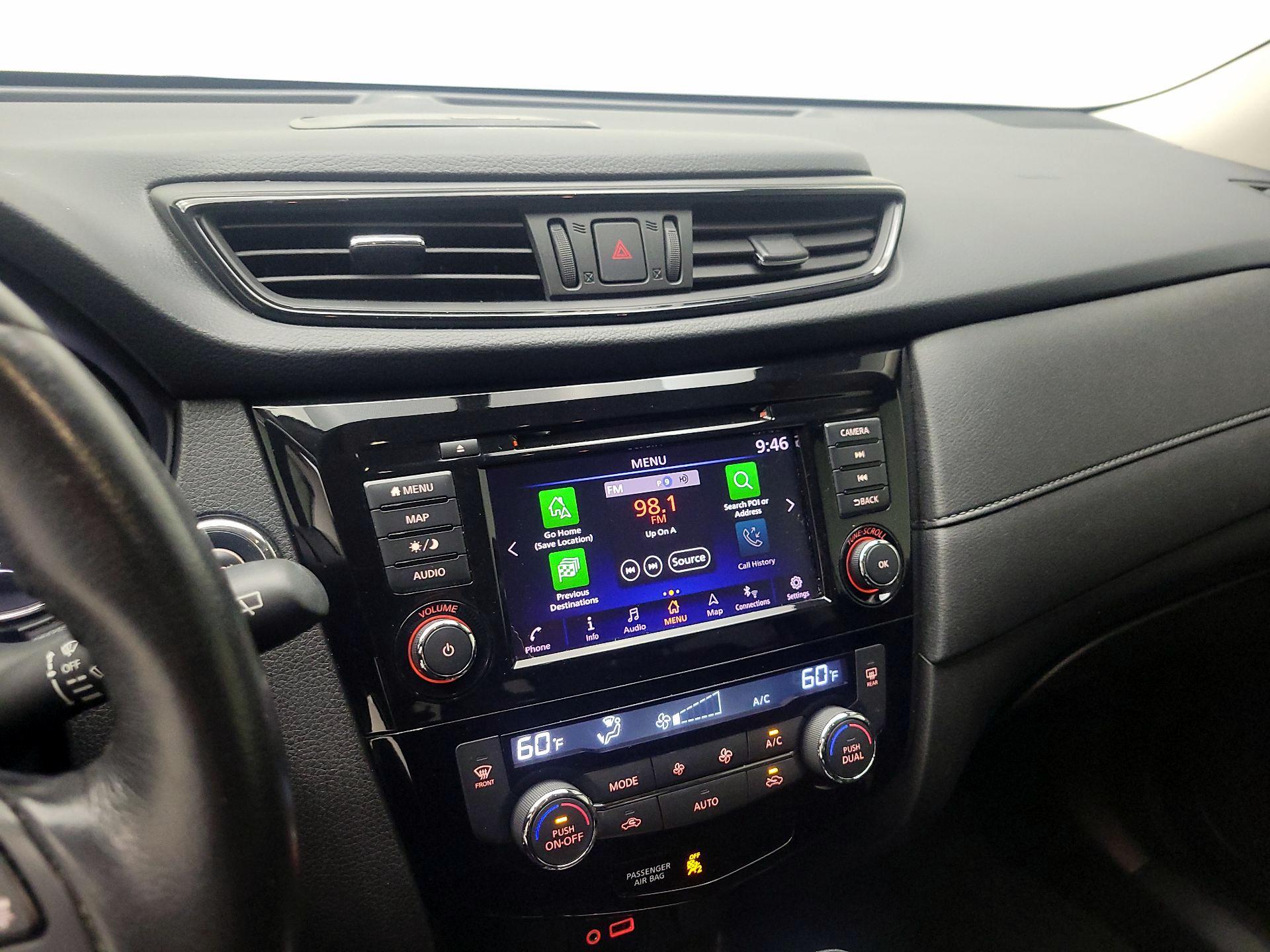 Thumbnail: 2018 Nissan Rogue - 16