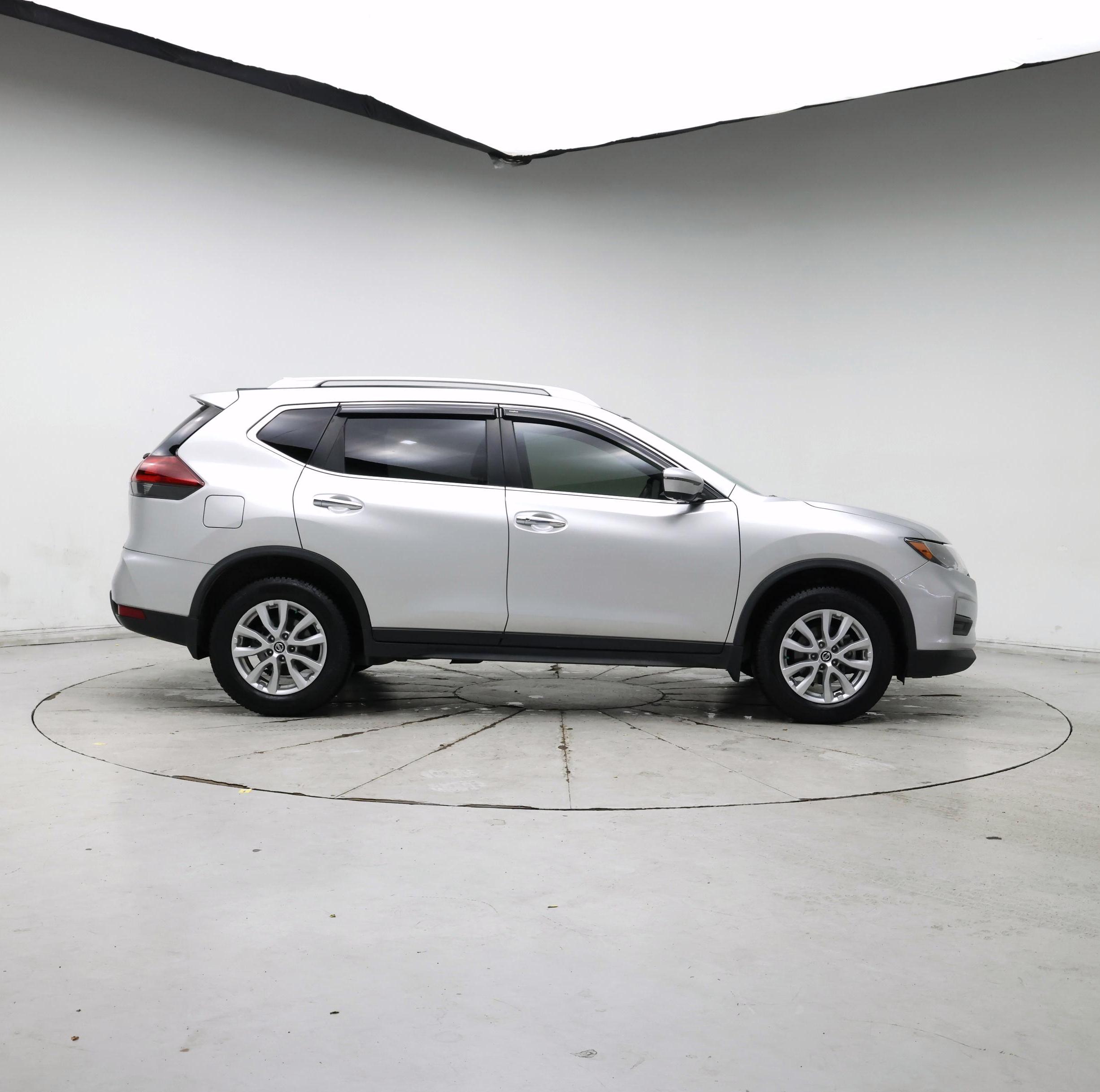 Thumbnail: 2018 Nissan Rogue - 7