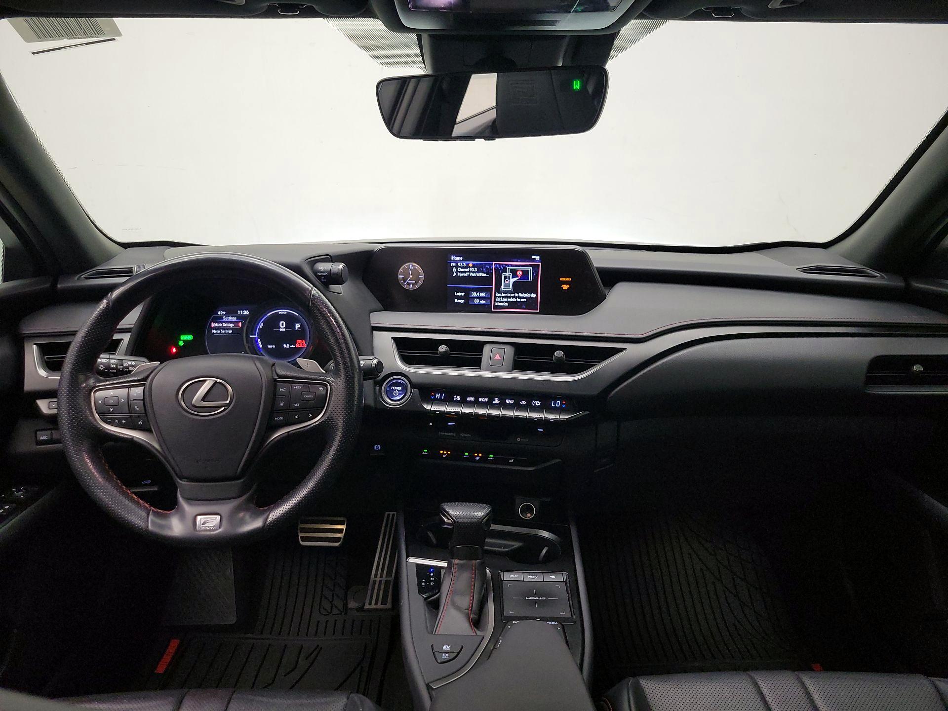 Thumbnail: 2020 Lexus UX - 9