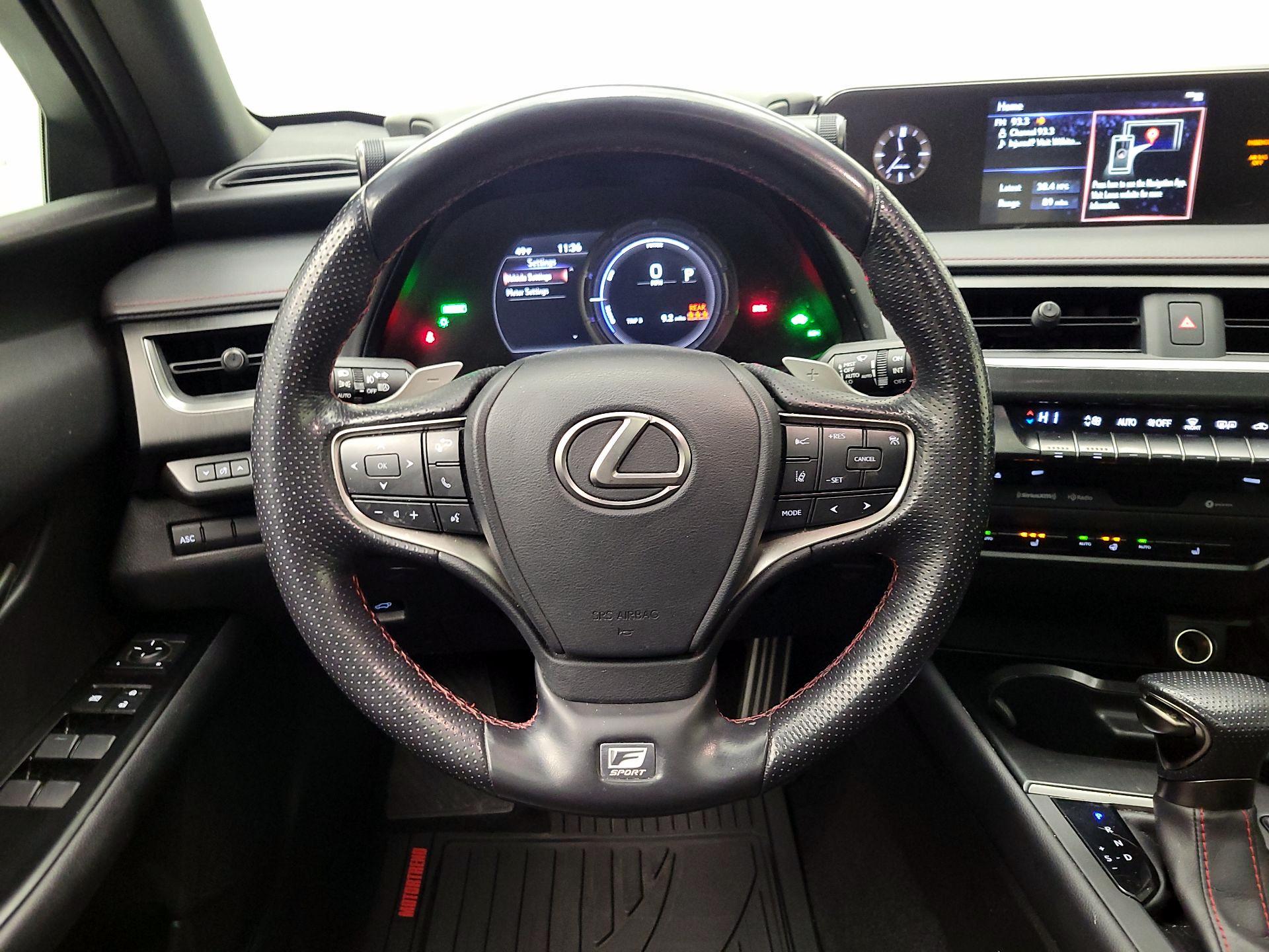 Thumbnail: 2020 Lexus UX - 10