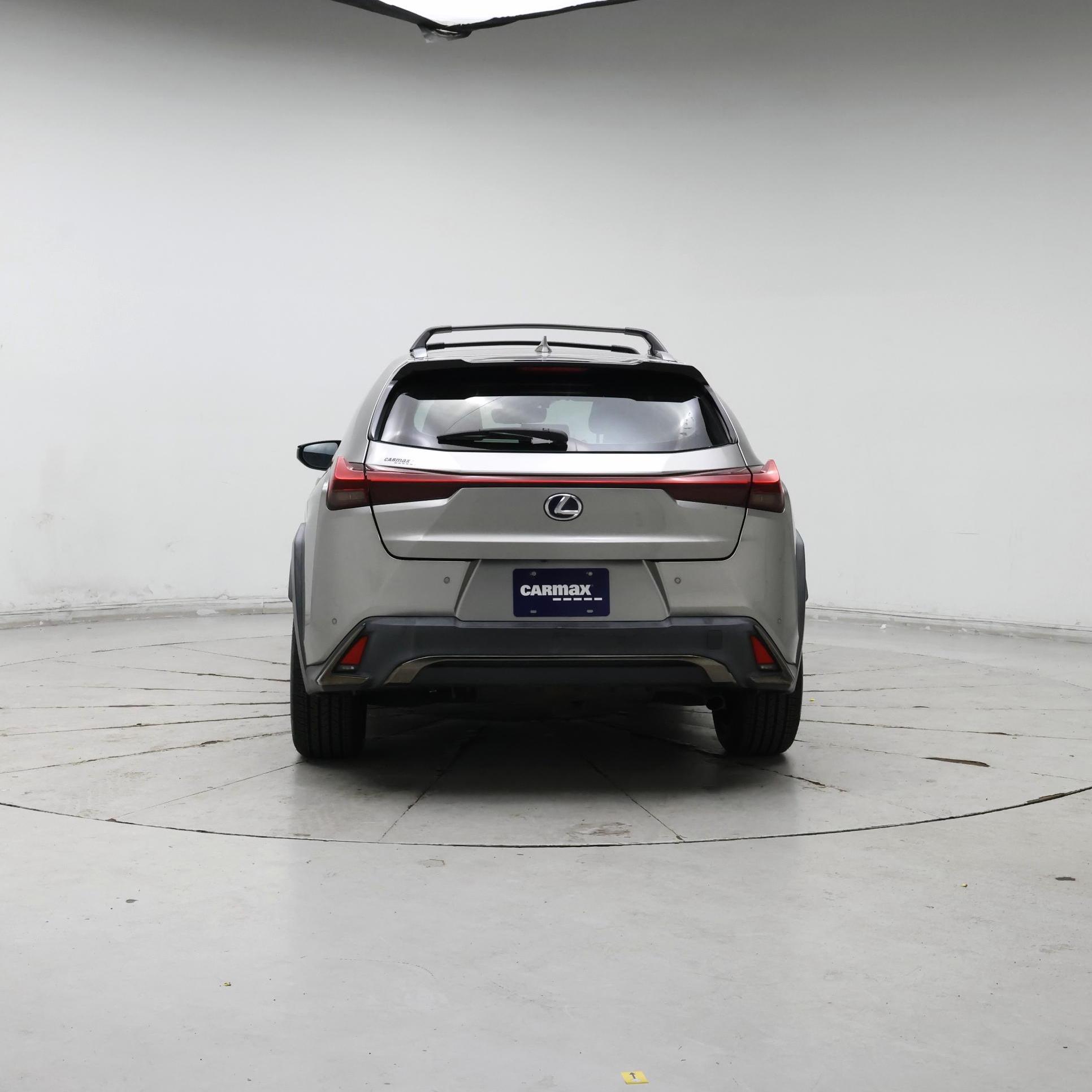 Thumbnail: 2020 Lexus UX - 6