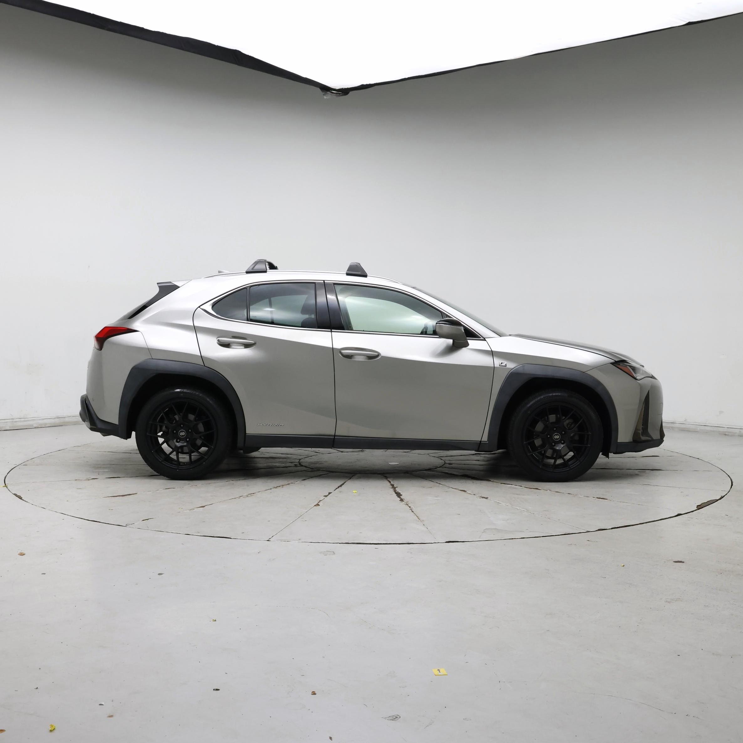 Thumbnail: 2020 Lexus UX - 7