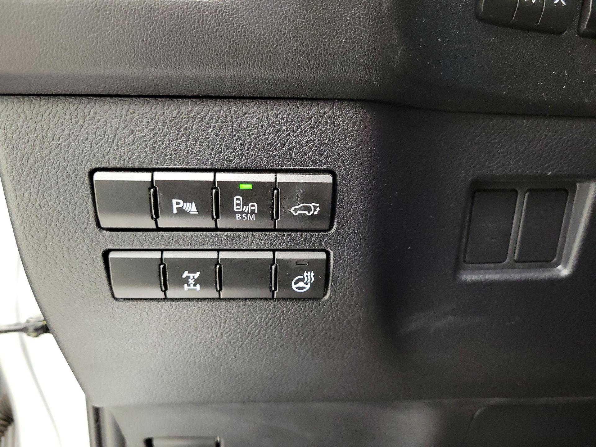 Thumbnail: 2016 Lexus NX - 13