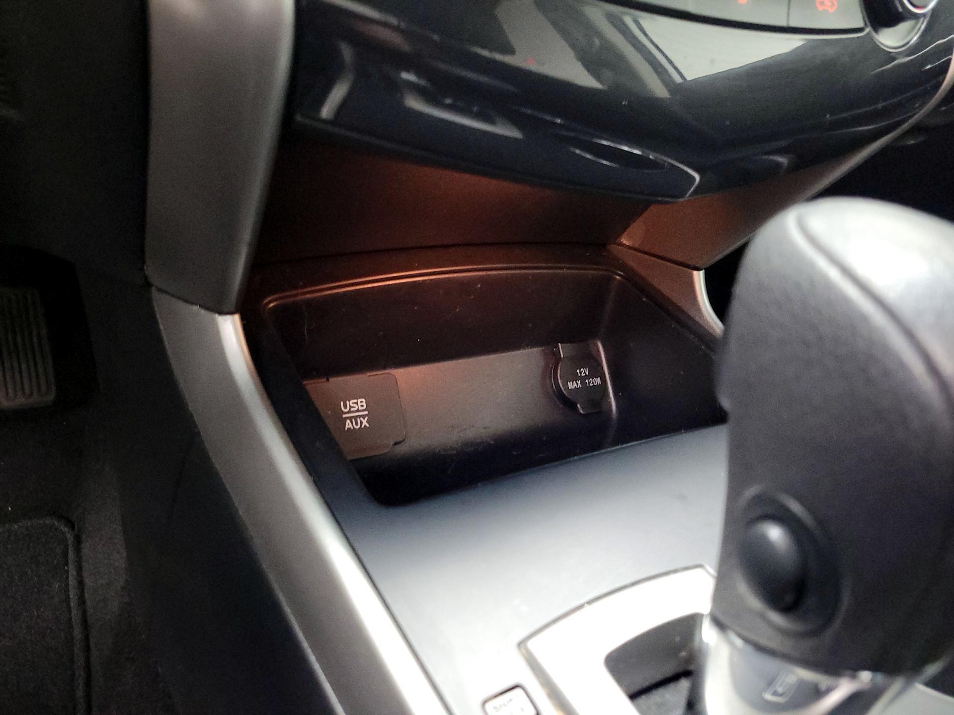 Thumbnail: 2015 Nissan Altima - 18