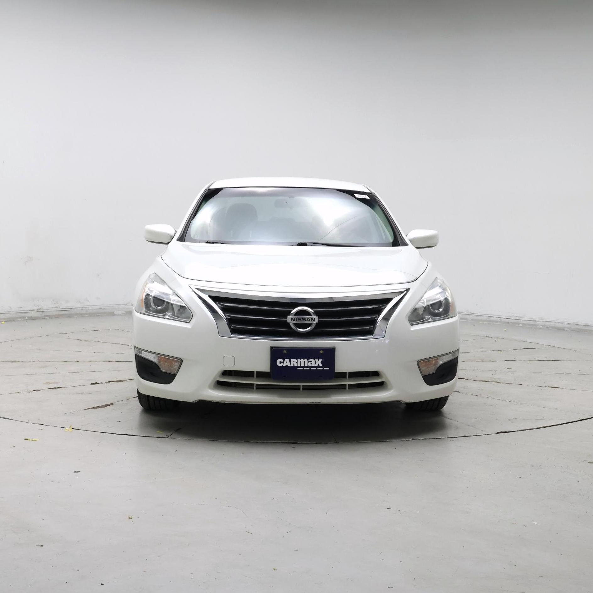 Thumbnail: 2015 Nissan Altima - 5