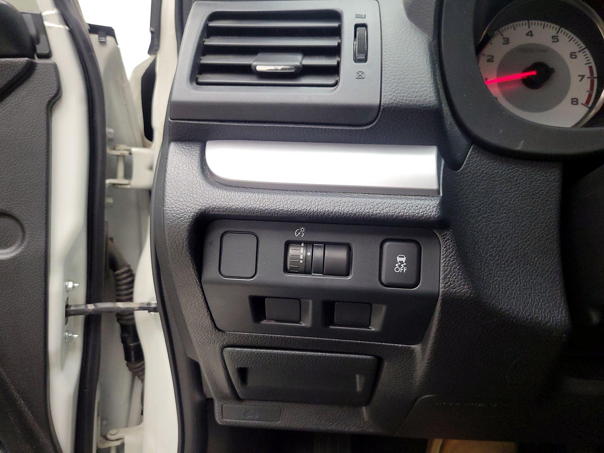 Thumbnail: 2014 Subaru Impreza - 13