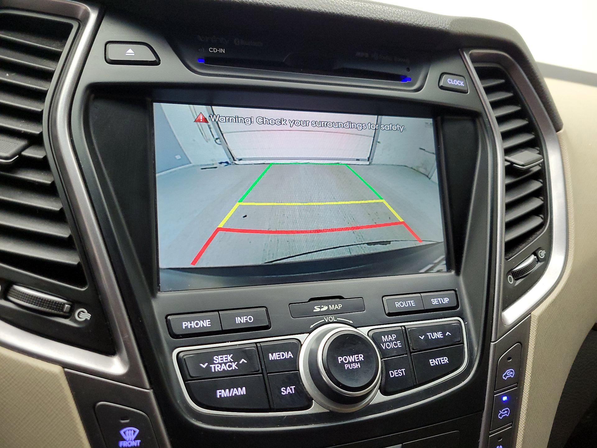 Thumbnail: 2016 Hyundai Santa Fe - 15