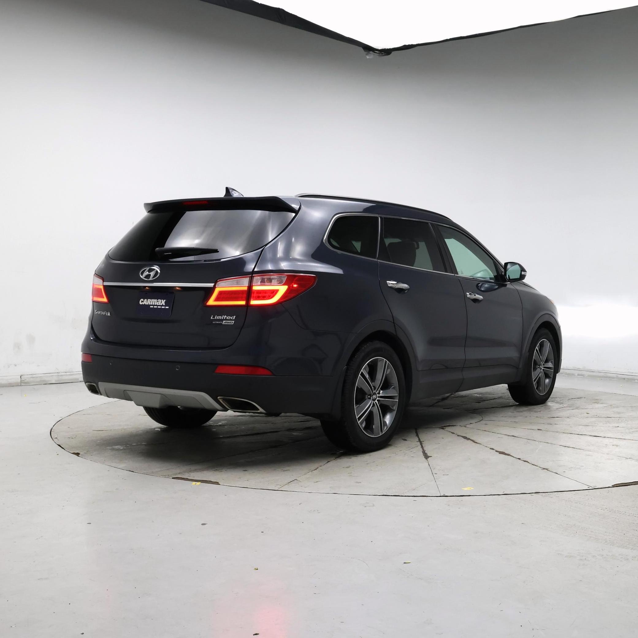 Thumbnail: 2016 Hyundai Santa Fe - 8