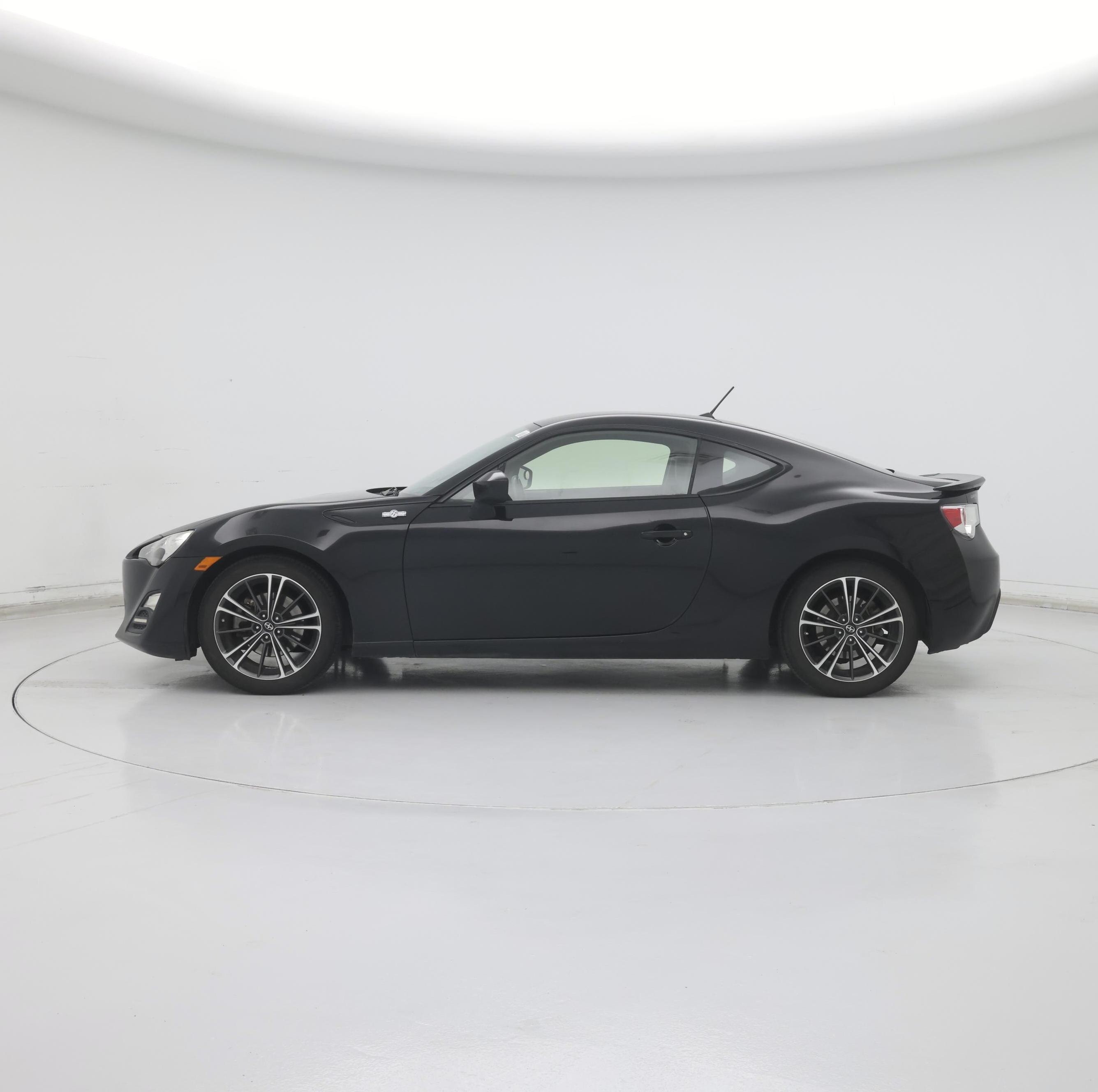 Thumbnail: 2014 Scion FR-S - 3