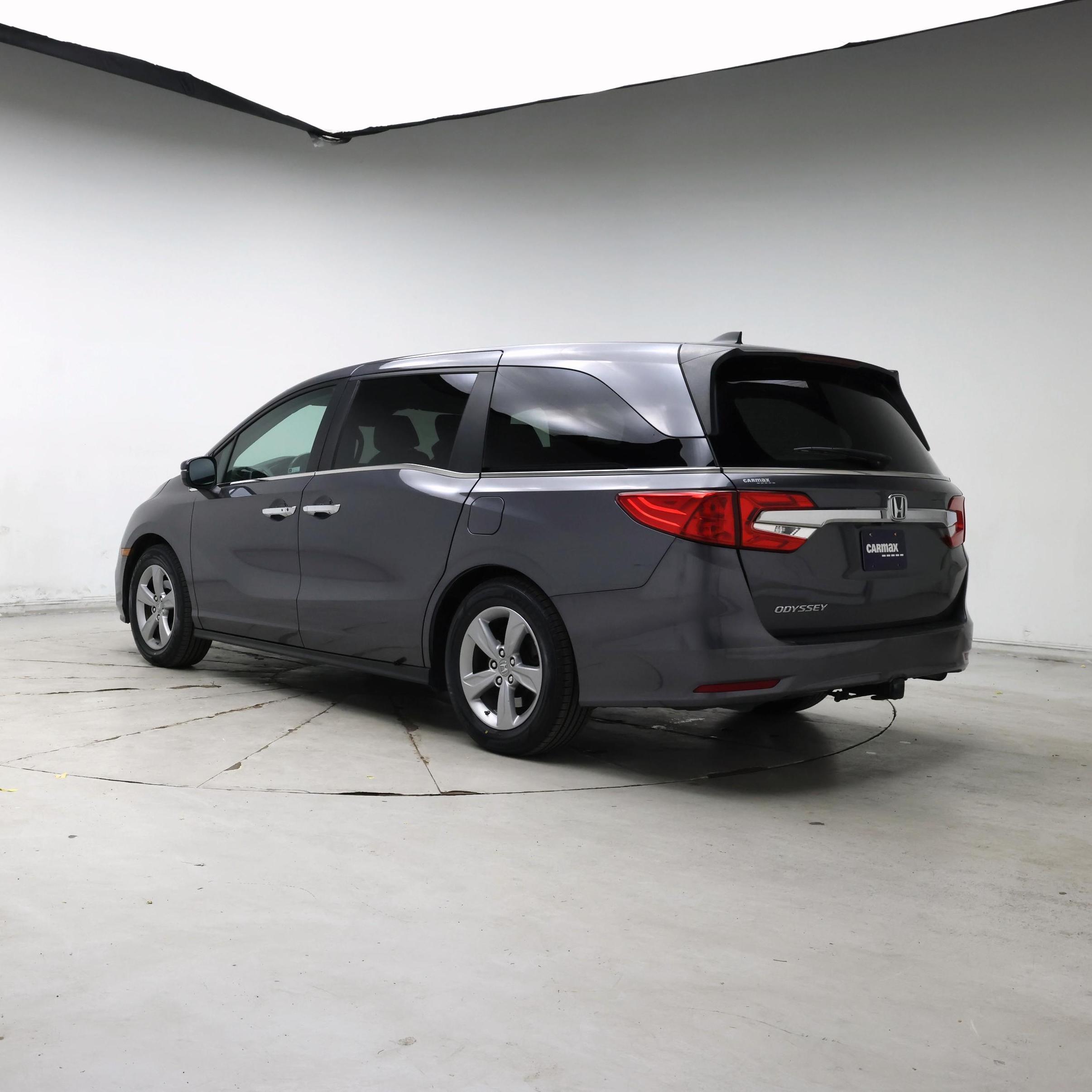 Thumbnail: 2019 Honda Odyssey - 2