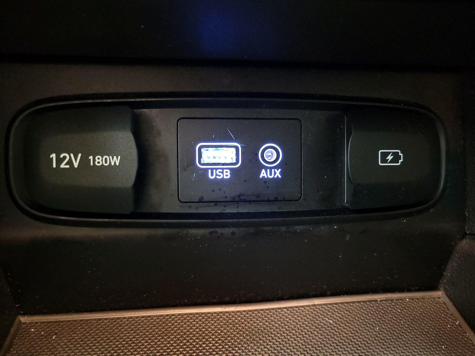 Thumbnail: 2020 Hyundai Santa Fe - 18