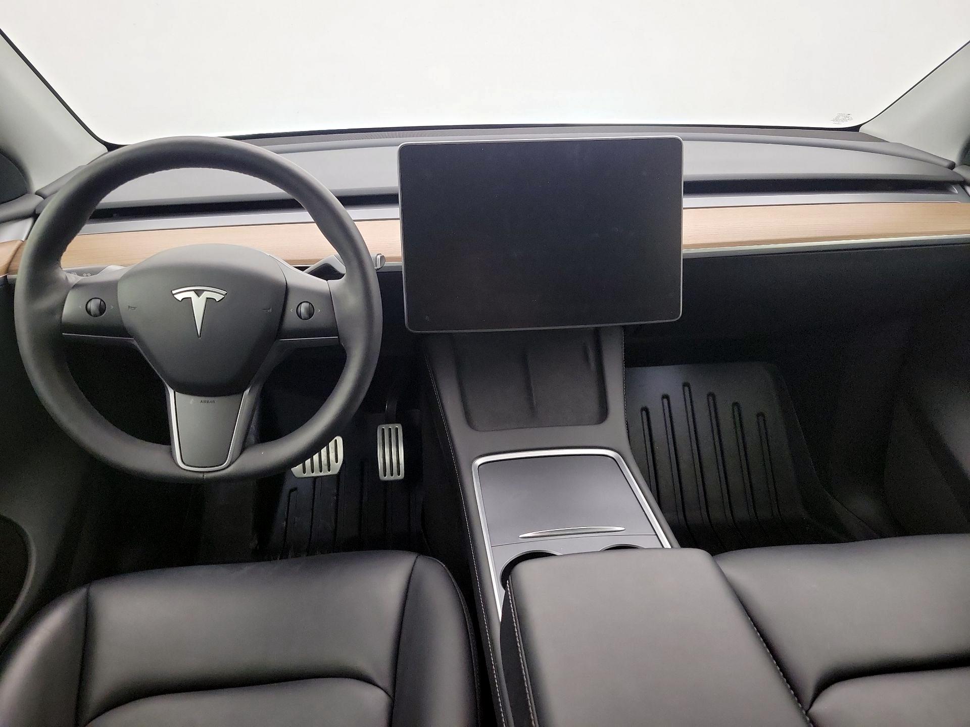 Thumbnail: 2023 Tesla Model Y - 9