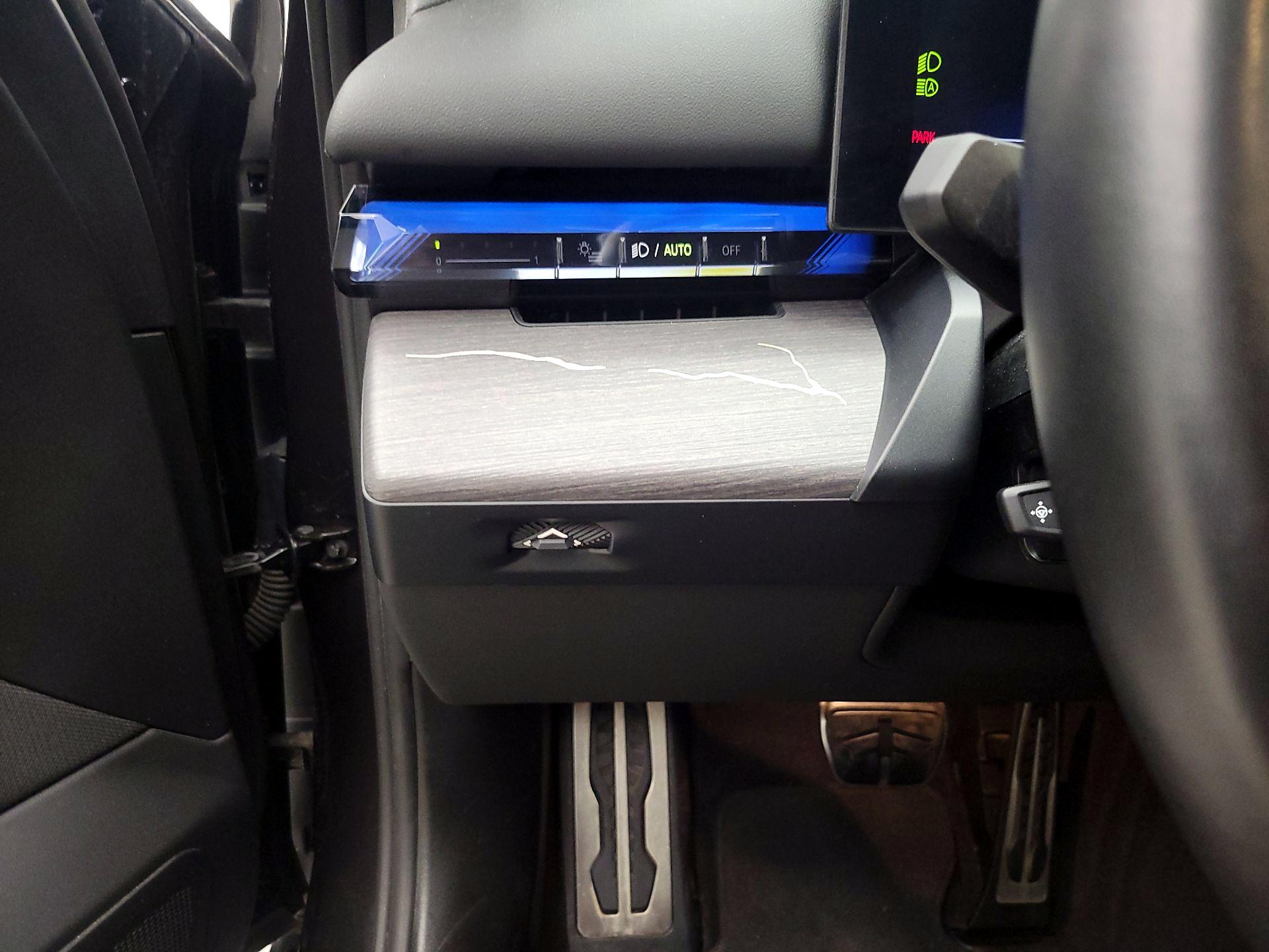 Thumbnail: 2024 BMW i5 - 13