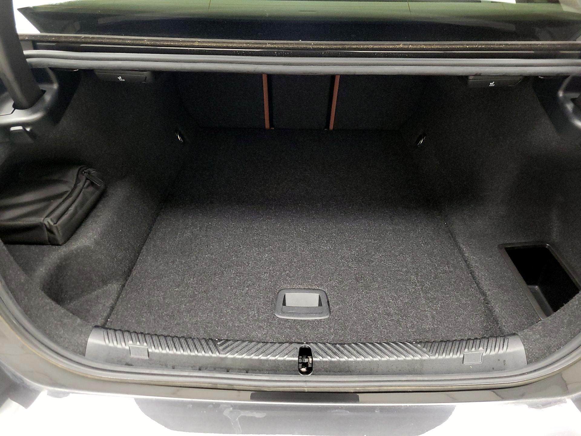 Thumbnail: 2024 BMW i5 - 20