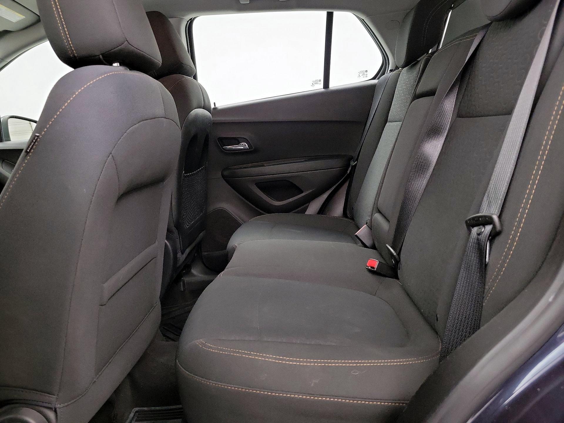 Thumbnail: 2018 Chevrolet Trax - 19