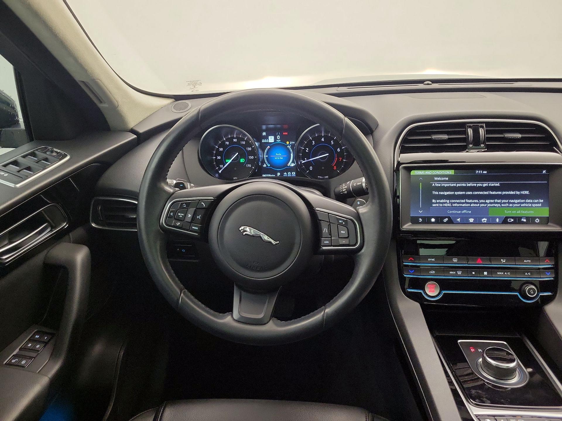 Thumbnail: 2020 Jaguar F-Pace - 10